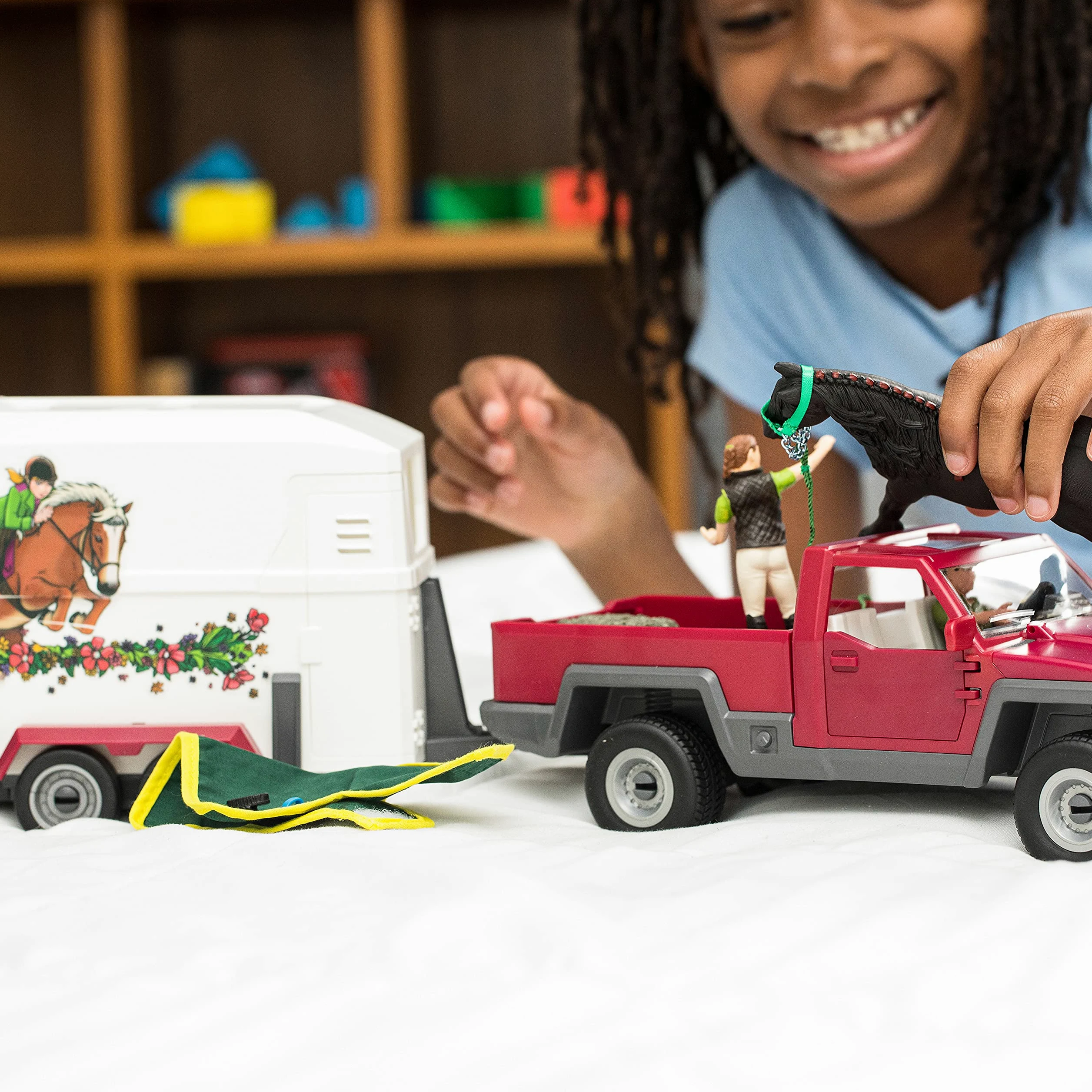 SCHLEICH 42346 Horse Club PK Up with Horse Box