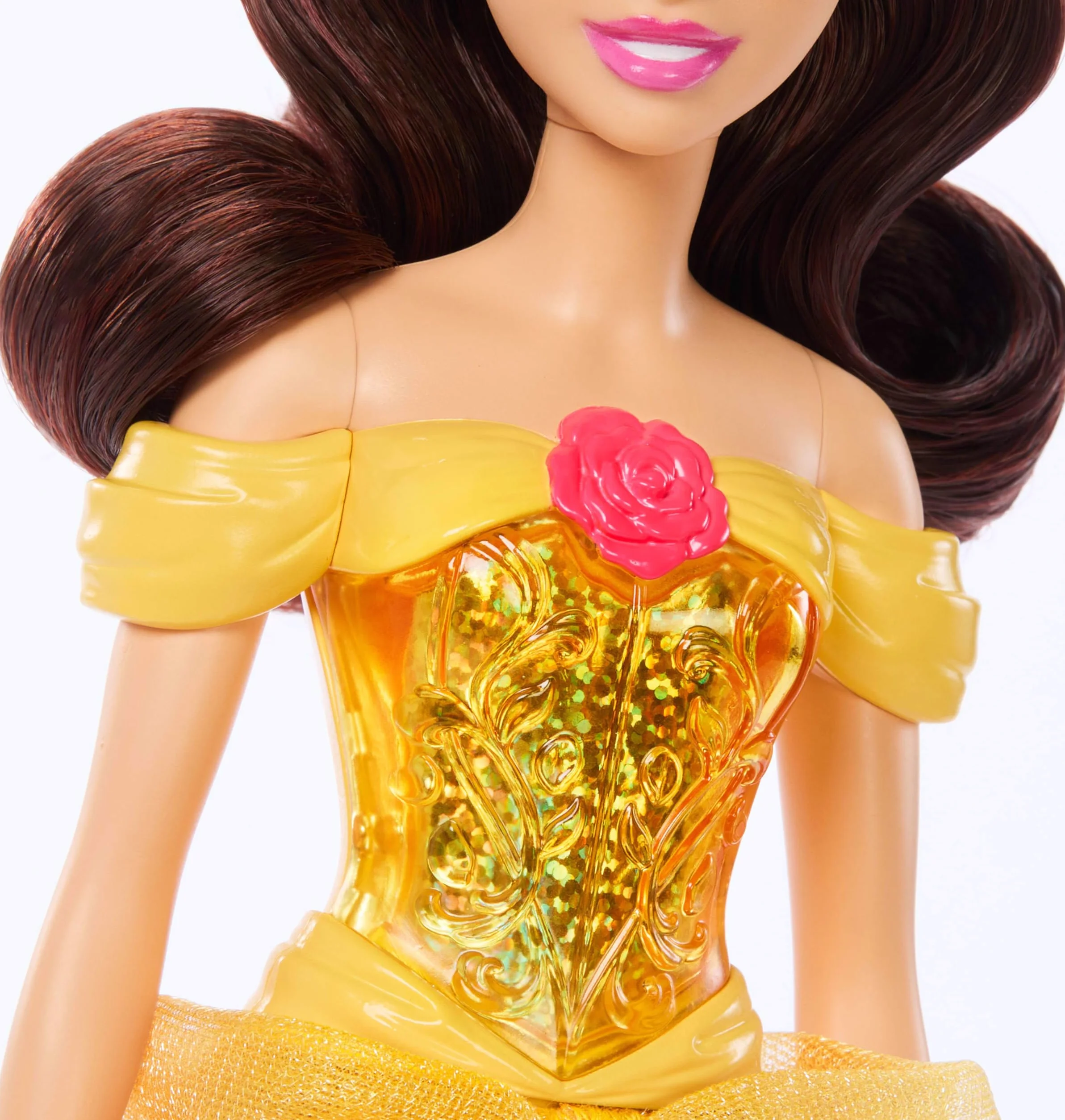 Mattel Disney Princess - Belle bambola con capi e accessori scintillanti ispirati al film, giocattolo per bambini, 3+ Anni, HLW11