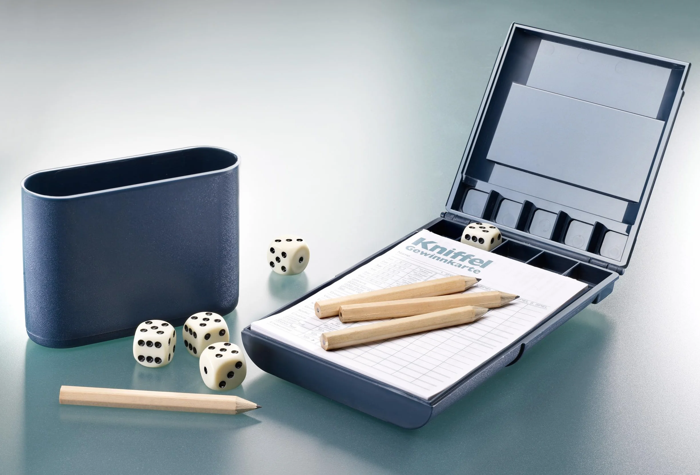 Schmidt Spiele 49091 - Yahtzee da Viaggio, con Blocco aggiuntivo [Importato dalla Germania]