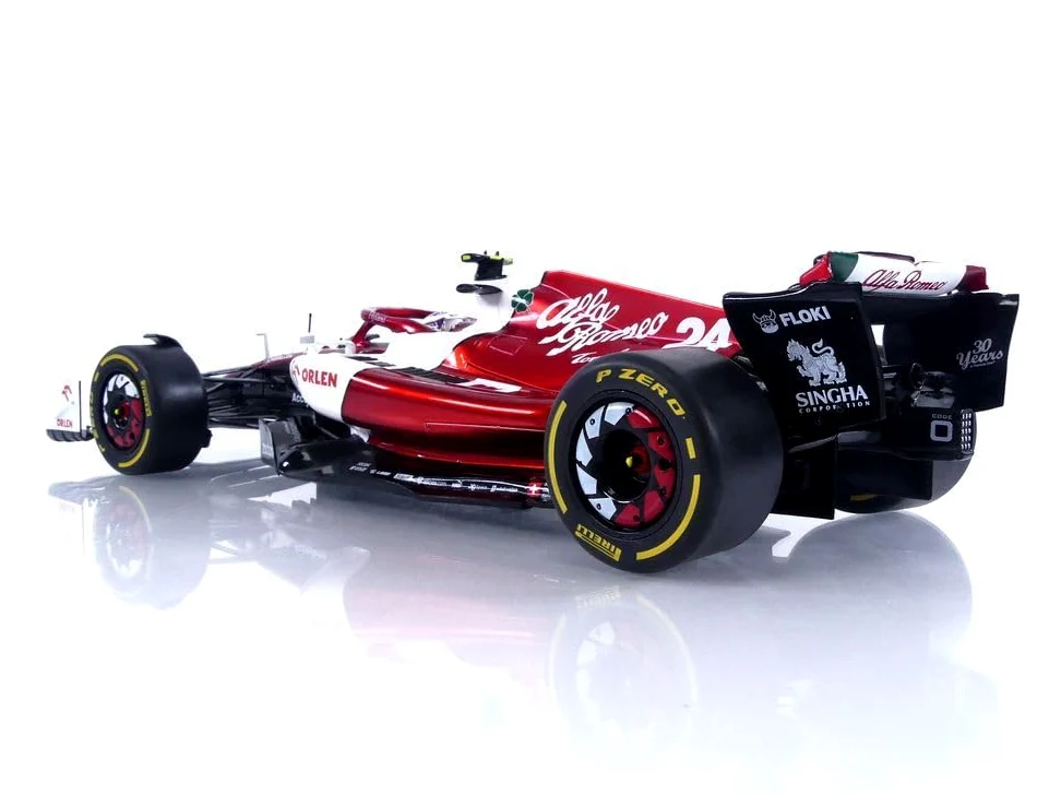 Solido Modellino auto 1:18 Alfa Romeo Guanyu bianco