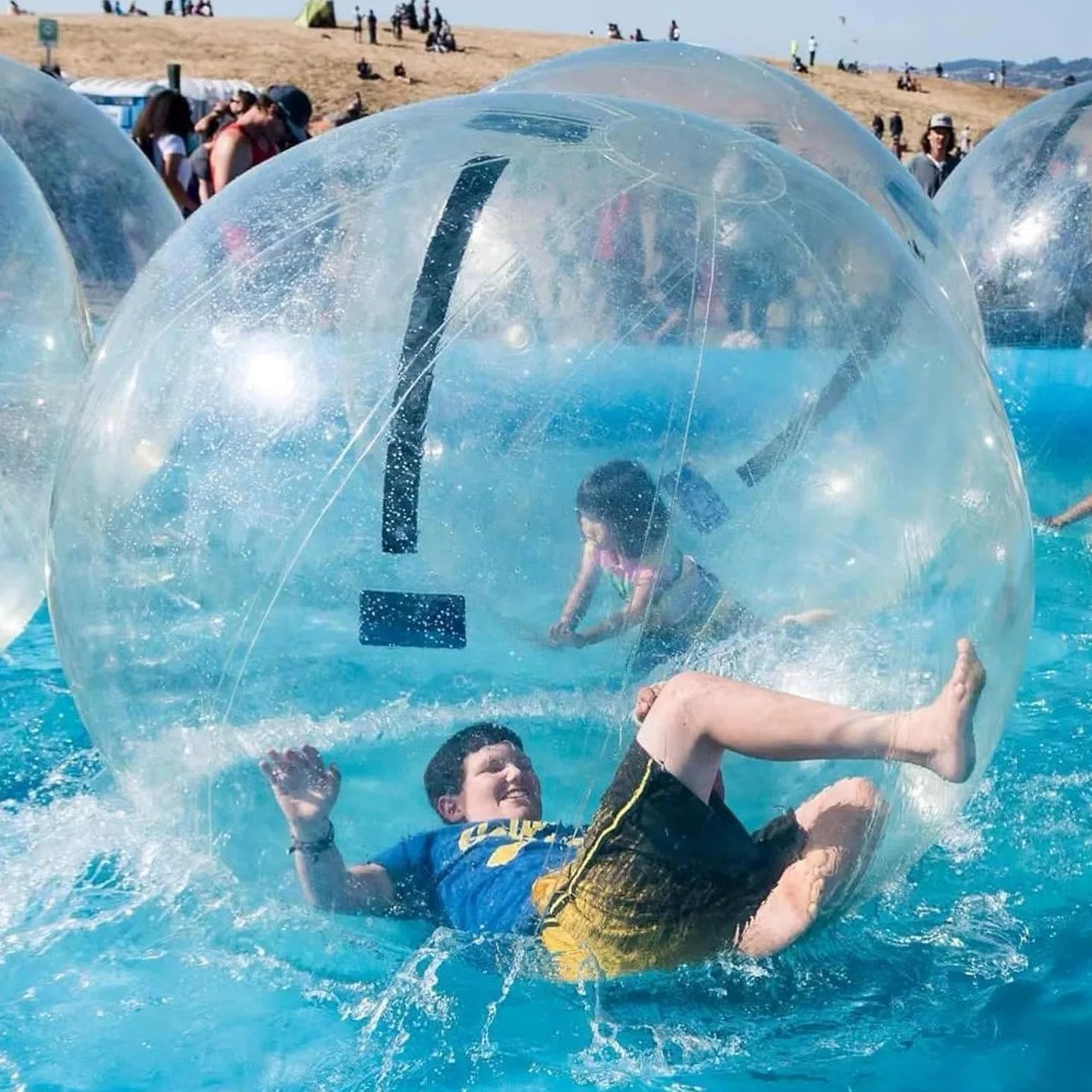 Palla da passeggio per acqua con pompa ad aria, palla galleggiante trasparente gonfiabile per piscina, piscina, intrattenimento acquatico, palla gonfiabile in PVC, per piscina/lago/fiume (diametro 2,2