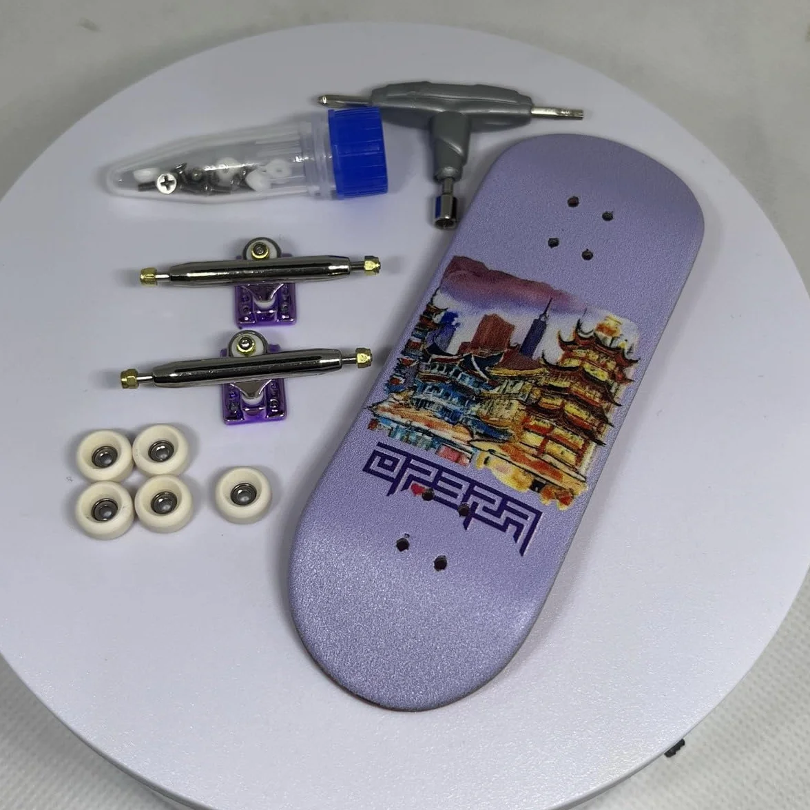 LEEFAI Pro Fingerboard, set completo da 34 x 96 mm, tavola in legno di acero, stampa UV, grafica 4.0 truck e 5 ruote in uretano 65d, Op3ra Oriented Vibes