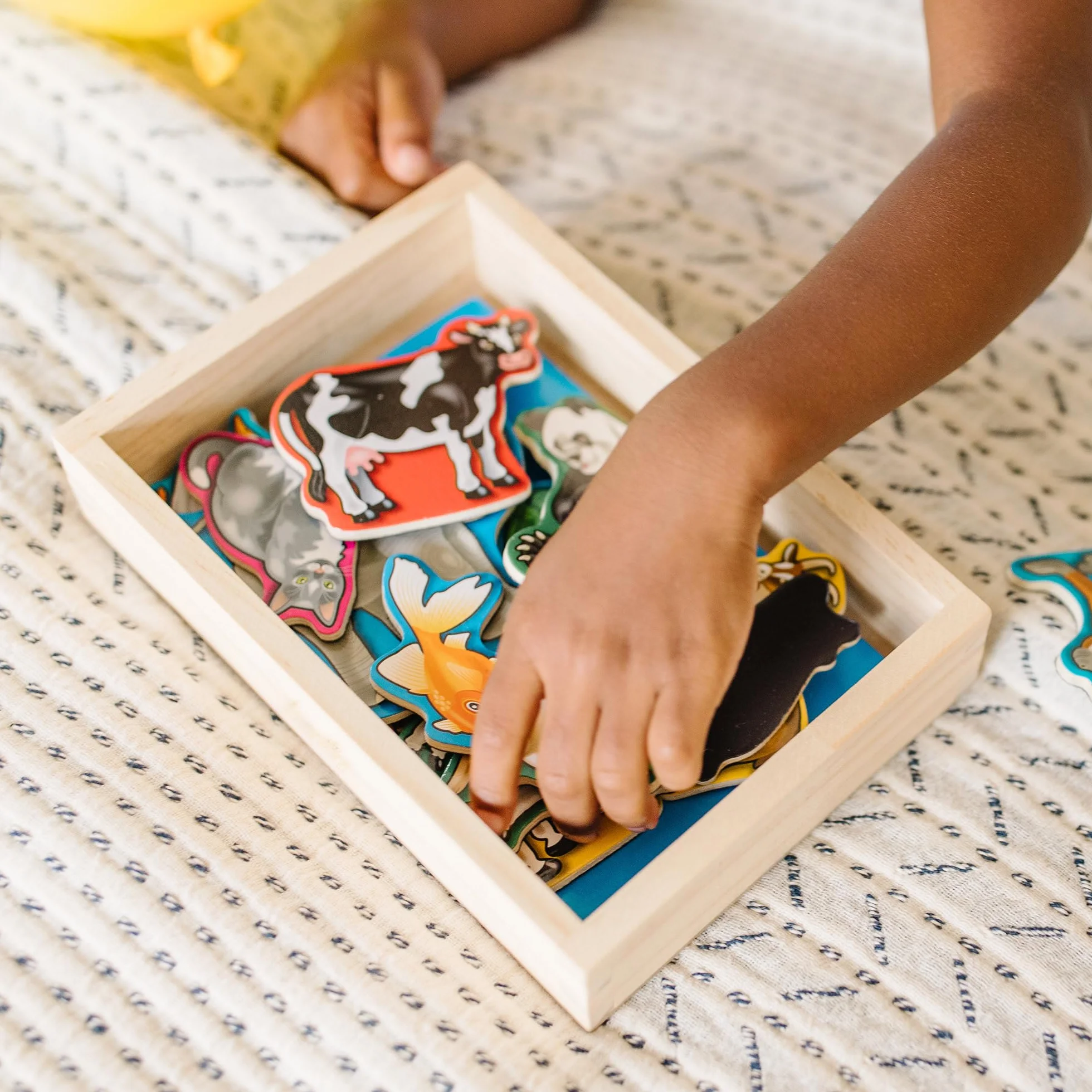 Melissa & Doug Magneti Bambini - Gioco Calamite Educativo in Legno per Lavagna Magnetica, 2+ Anni