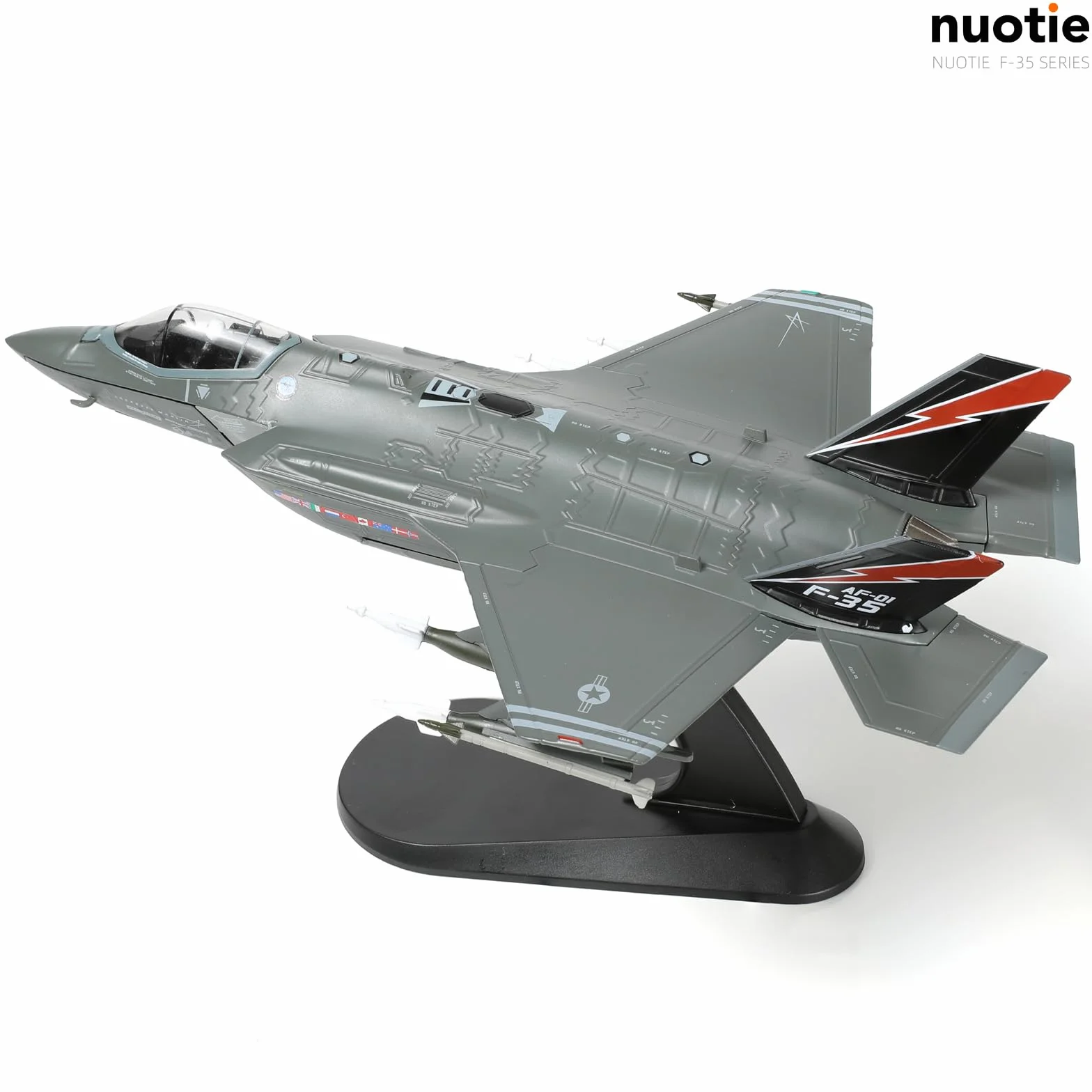 NUOTIE 1/72 F-35A Lighting II Fighter Aircraft Model Fighter U.S. Airforce AF-01 Modello di aereo pressofuso con espositore Squadrone F35A Flight Mode (AF-01) Collezione di modelli regalo per adulti