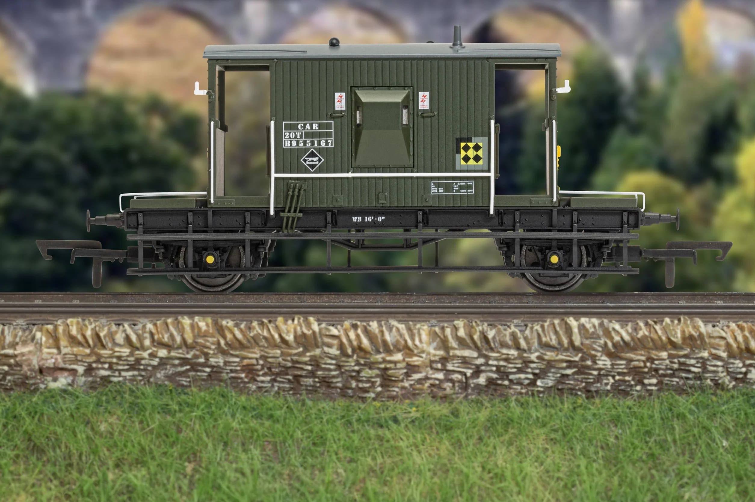 Hornby R60290 BR Brake Van