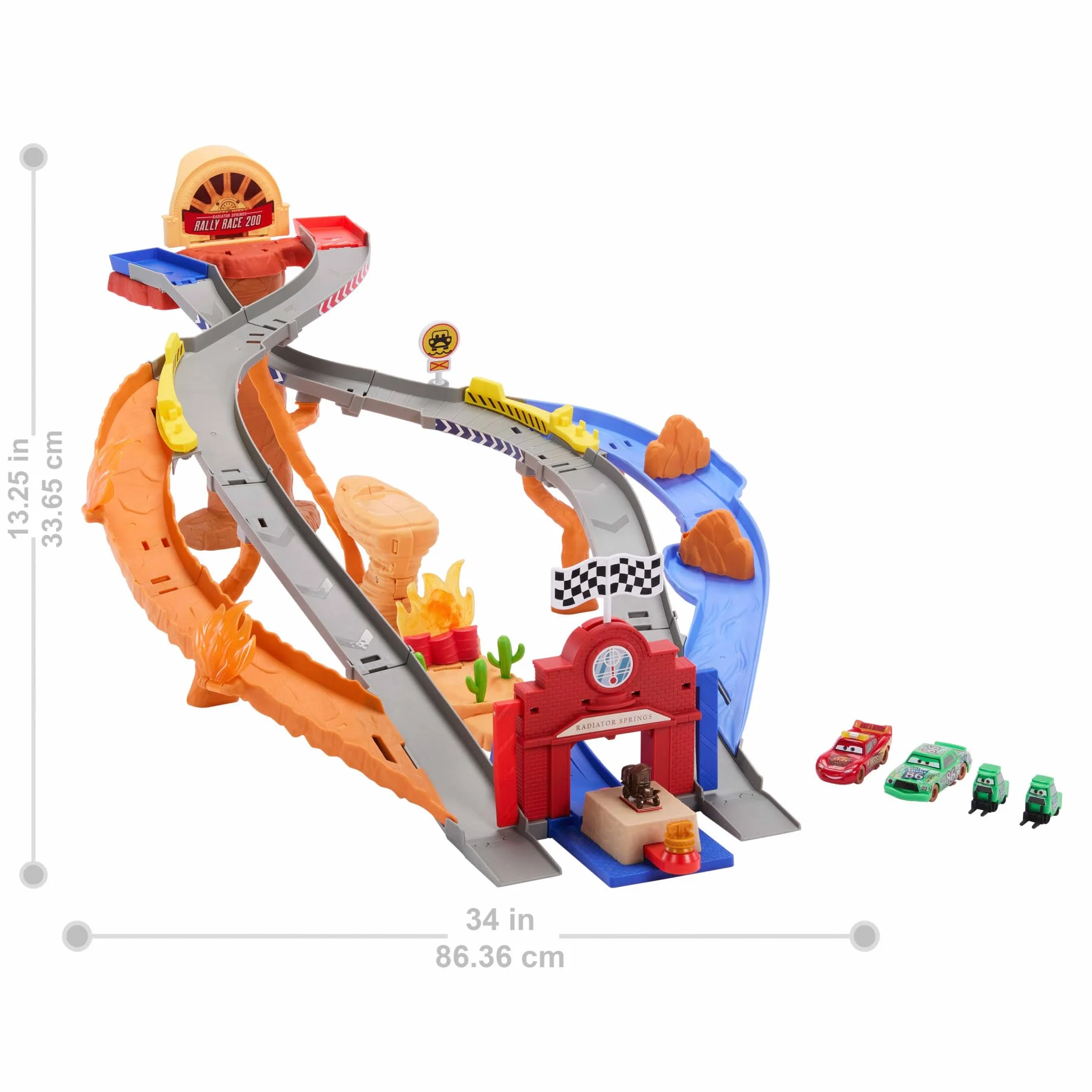 Mattel CARS - Sfreccia e Soccorri Circuito per Soccorso Stradale, set con 2 tipi di gara, Saetta McQueen, Chicks Hicks e 2 veicoli della squadra di Pitty, giocattolo per bambini, 4+ anni, JFL57