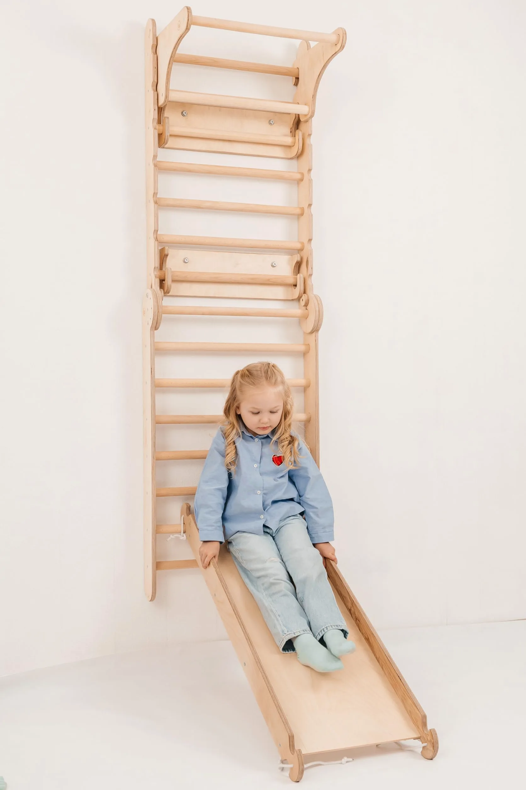 Goodevas Set da Parete Svedese 6 in 1 e Scivolo per Bambini, Versatile, Scala da Arrampicata, Altalena e tavola Scorrevole, Attrezzatura da Gioco Ideale per Interni, per Bambini da 2 a 12 Anni