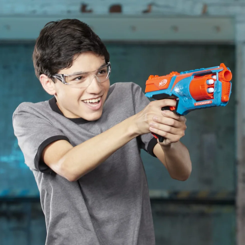 Hasbro Nerf Elite, Strongarm Orange, Blaster Giocattolo, Per Bambini e Bambine da 8 Anni in Su, Ottima Idea Regalo, Include 6 Dardi Nerf Elite, Blu e Arancione, Esclusiva Amazon