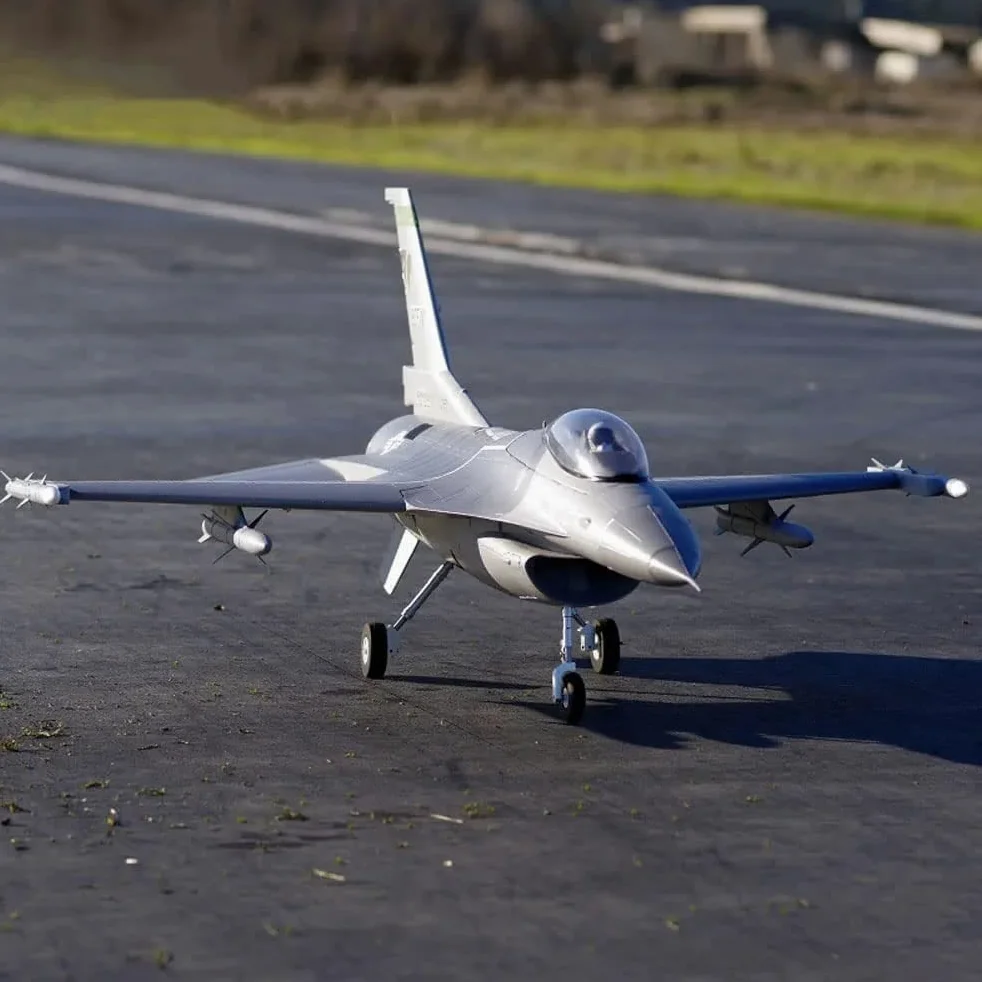 GuyAna Aereo telecomandato di Grandi Dimensioni 49 Pollici, Caccia per Aereo RC a 6 canali da 2,4 GHz con Motore brushless, Carrello di atterraggio Retrattile, RTF Facile e Pronto a volar