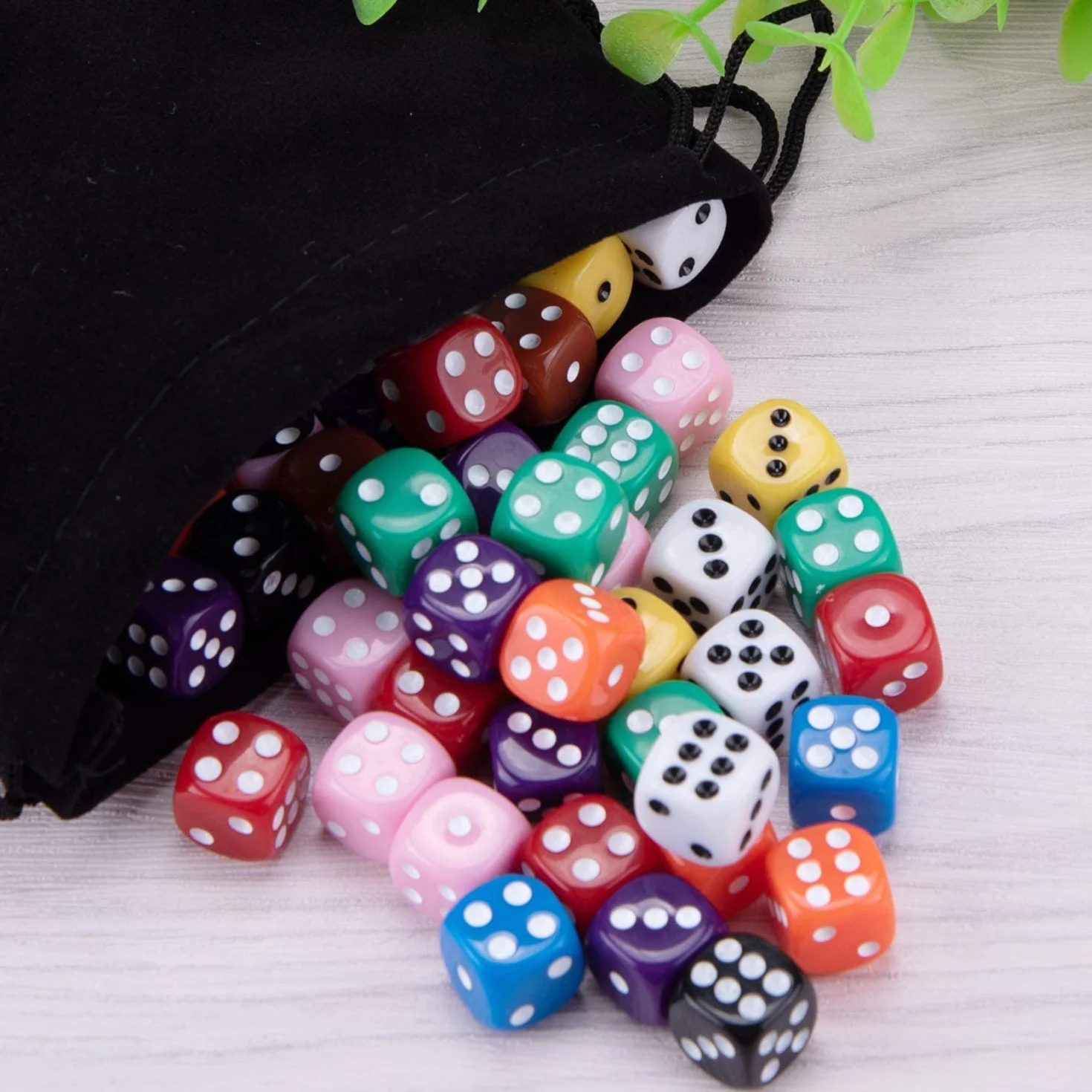 HUAZIZ 100 Pezzi Dadi 6 Facce 12mm Dadi da Gioco per enzi, Farkle, Yahtzee, Bunco or Insegnare i Matematici, 10 Colori