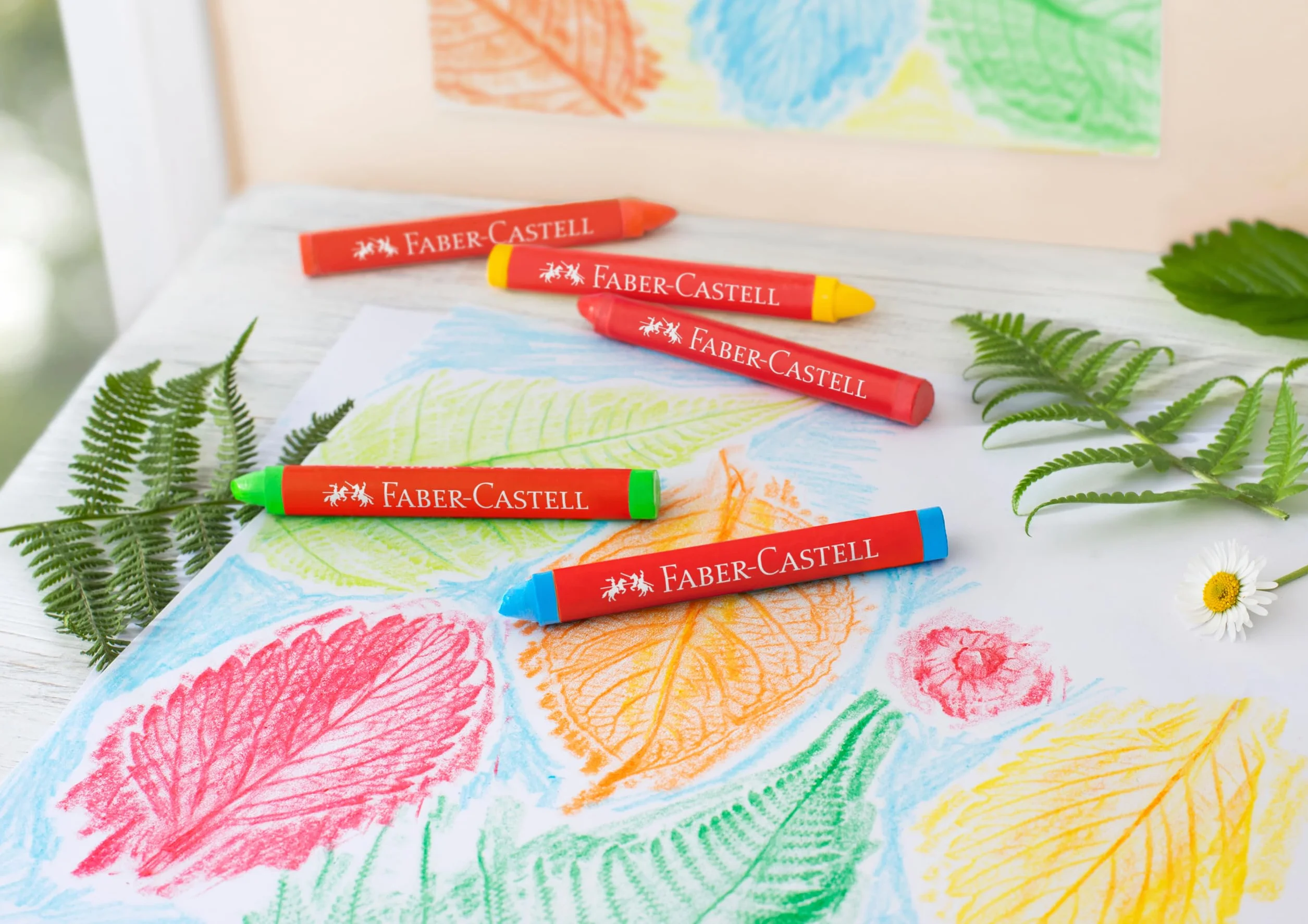 FABER-CASTELL 120024 - Pastelli a cera triangolari, 24 pastelli a cera per bambini e adulti