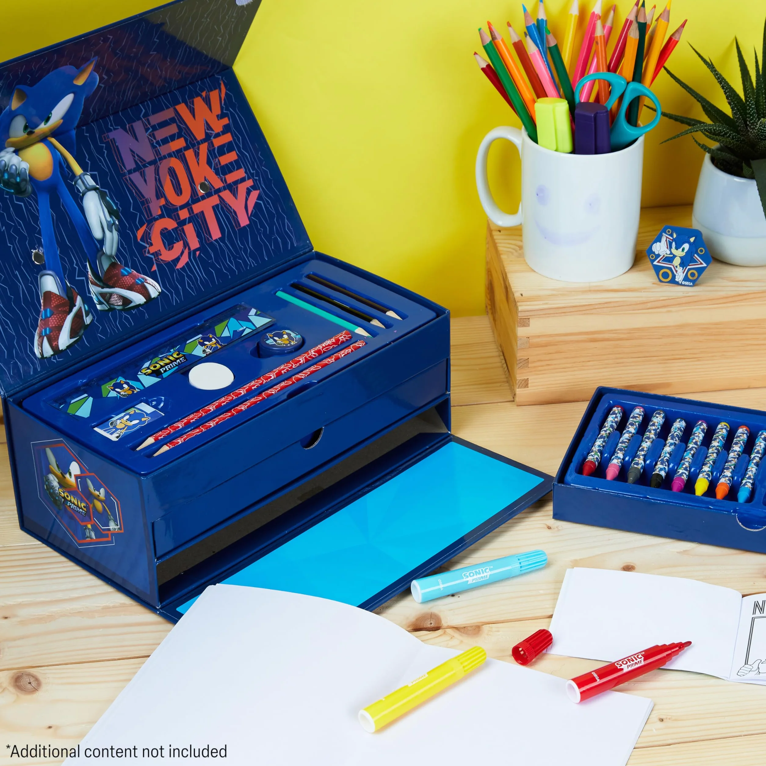 SONIC THE HEDGEHOG Valigetta Colori Bambini Set Disegno con Pastelli Pennarelli e Matite Colorate Kit Arte