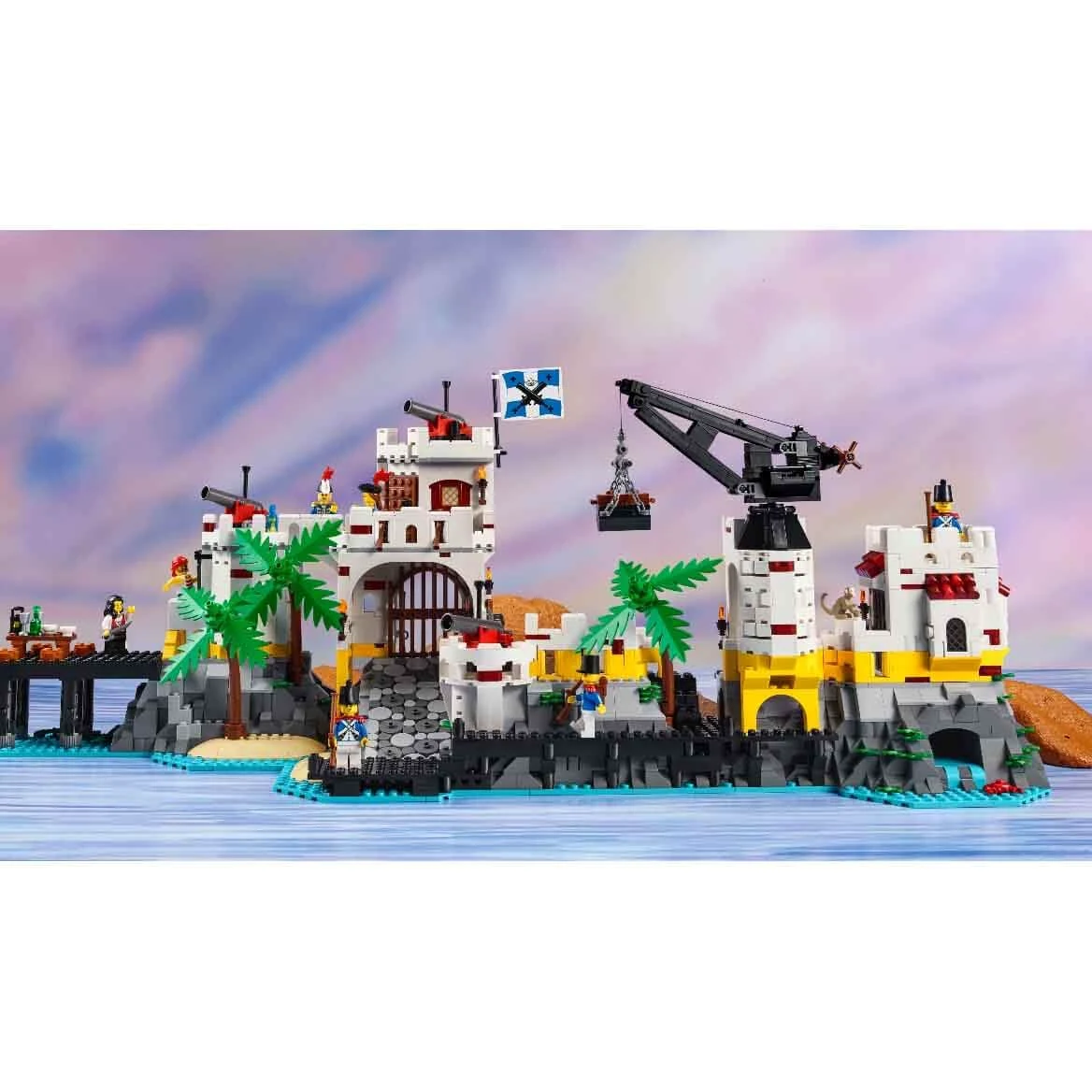LEGO 10320 Icons Fortezza Eldorado, kit modello per adulti con nave pirata e 8 minifigure