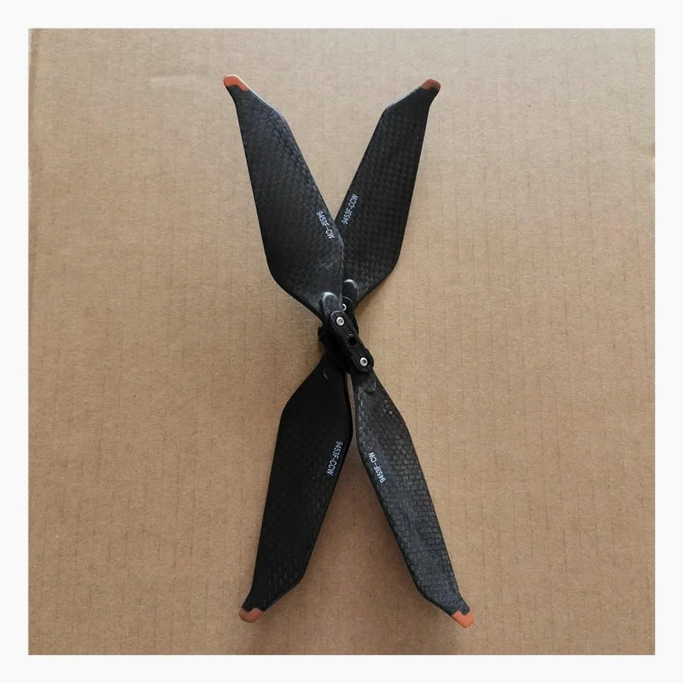 Adatto for eliche in fibra di carbonio 9453F, eliche a pale pieghevoli a sgancio rapido, parti della ventola, accessori for pale for droni(9453F Props 4pcs)