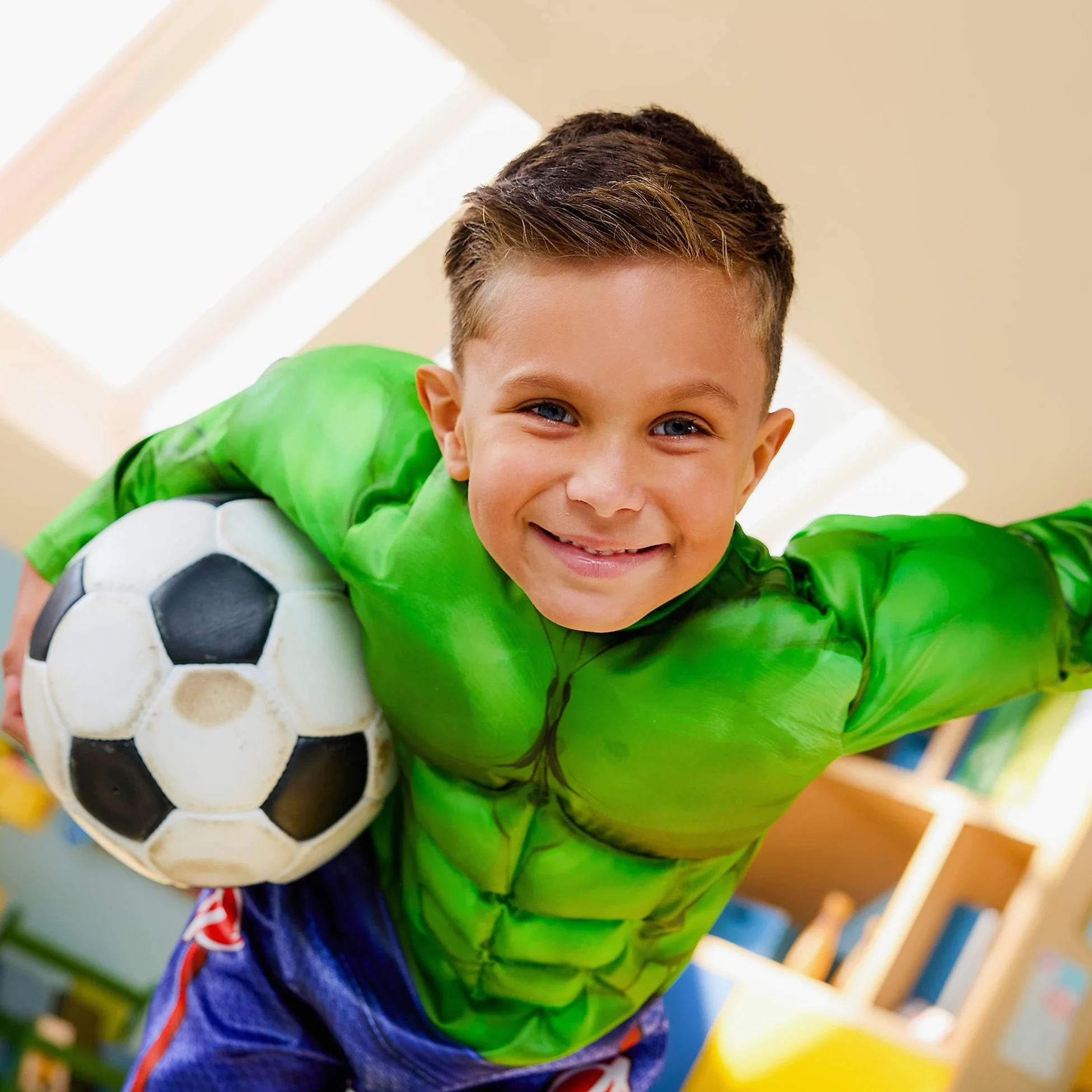 Disney Store Costume ufficiale Hulk per bambini – Costume di carnevale Marvel Supereroi