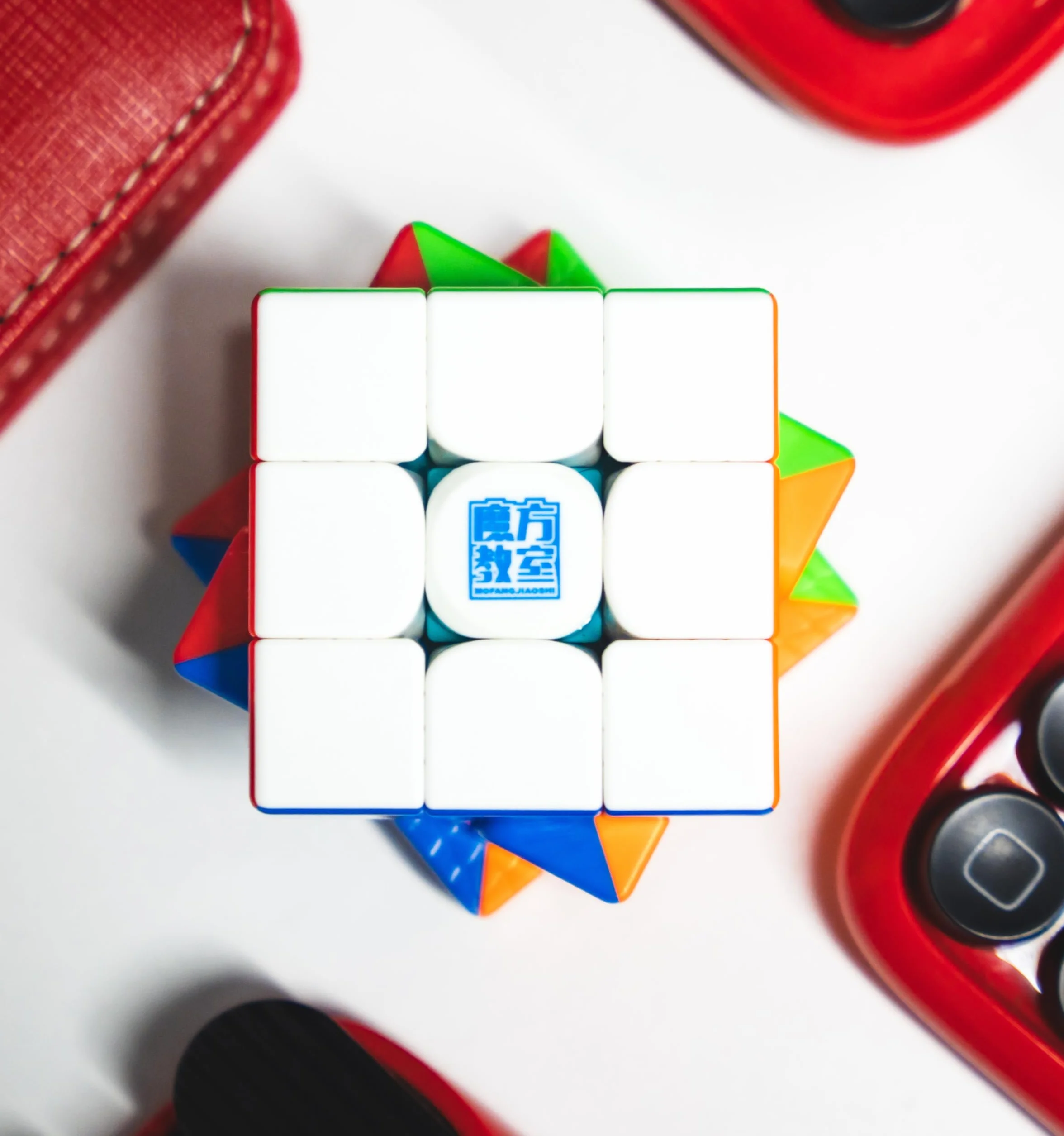 Moyu RS3M V5 2023 Cubo di Velocità 3x3 Magnetico con Doppia Regolazione, Puzzle 3x3 Professionale Senza Adesivi, Cubo Speedcube Magnetico Master, Regalo per Appassionati di Cubo