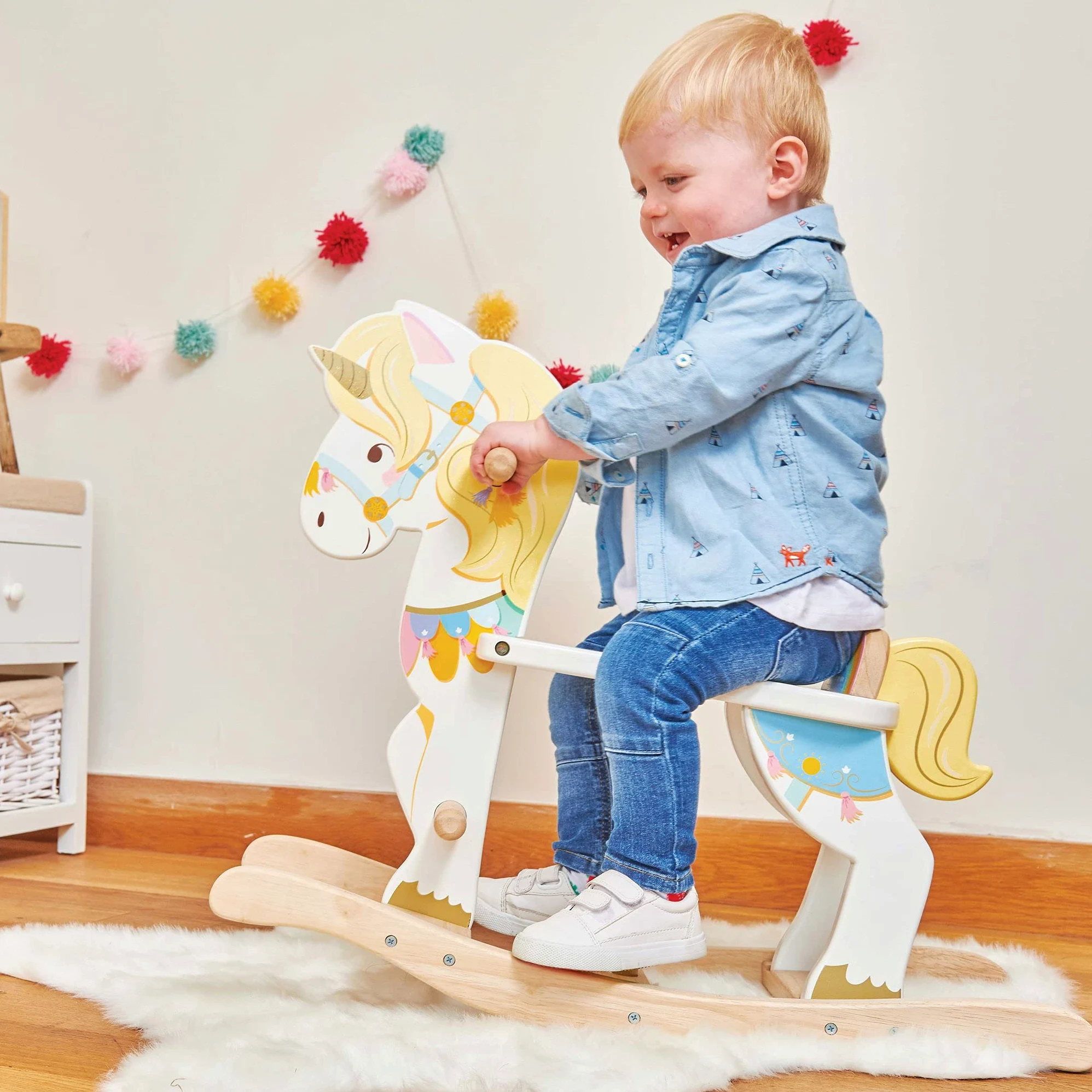 Le Toy Van Giocattolo di Legno Unicorno a Dondolo della Giostra