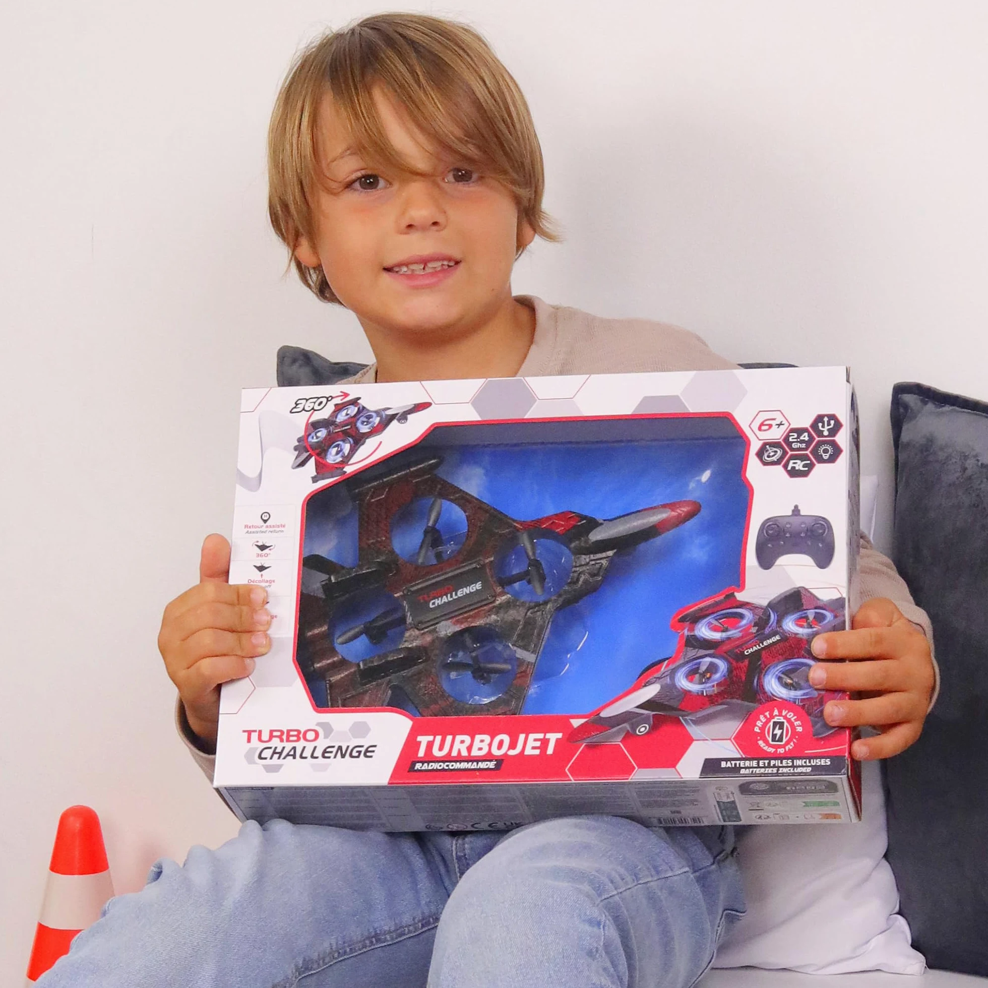 TURBO CHALLENGE - TurboJet - Aereo Giroscopico - 400352 - Dispositivo Volante - Rosso - Pronto a Volare - Batteria Ricaricabile e Pile incluse - Polistirene - Aereo Radiocomandato - dai 6 anni