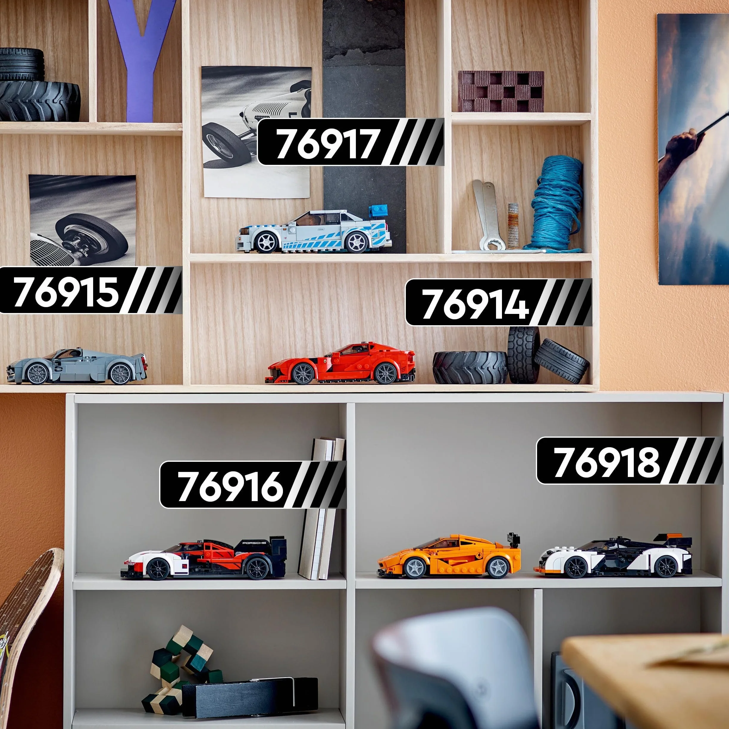 LEGO 76917 Speed Champions 2 Fast 2 Furious Nissan Skyline GT-R (R34) Macchina Giocattolo, Modellino Auto da Collezione 2023 con Minifigure, Giochi per Bambini