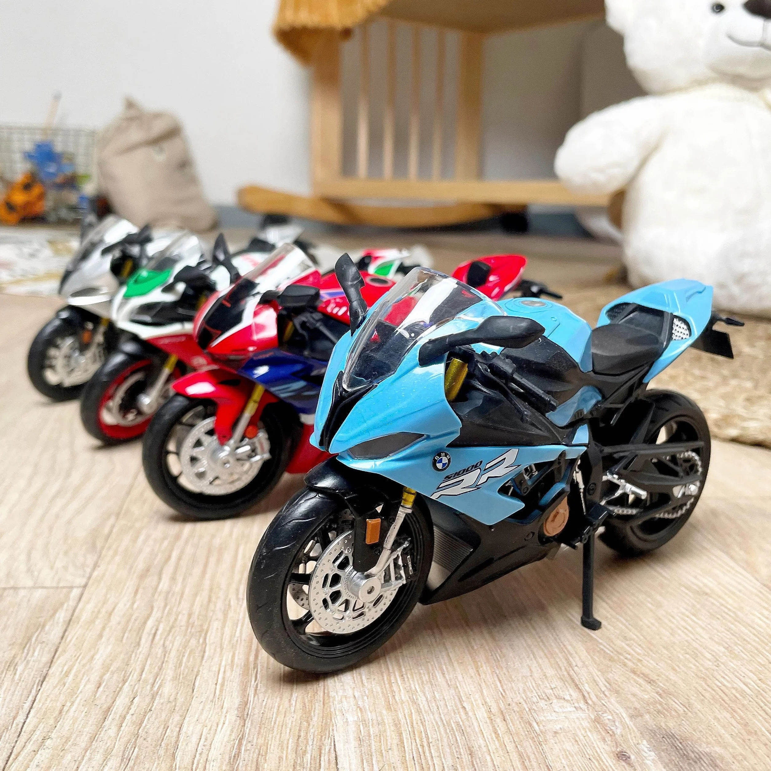 BMW S1000RR Die Cast 1/12 Bianco Metallo Giocattolo Veicolo a Ruote Libere
