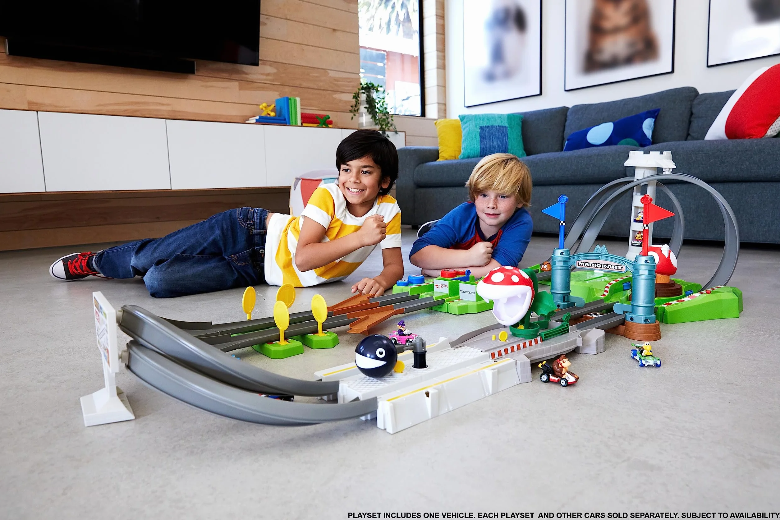 Hot Wheels - Playset Pista Circuito Mario Kart, Imballaggio Sostenibile, Giocattolo per Bambini 5+Anni, HFY15