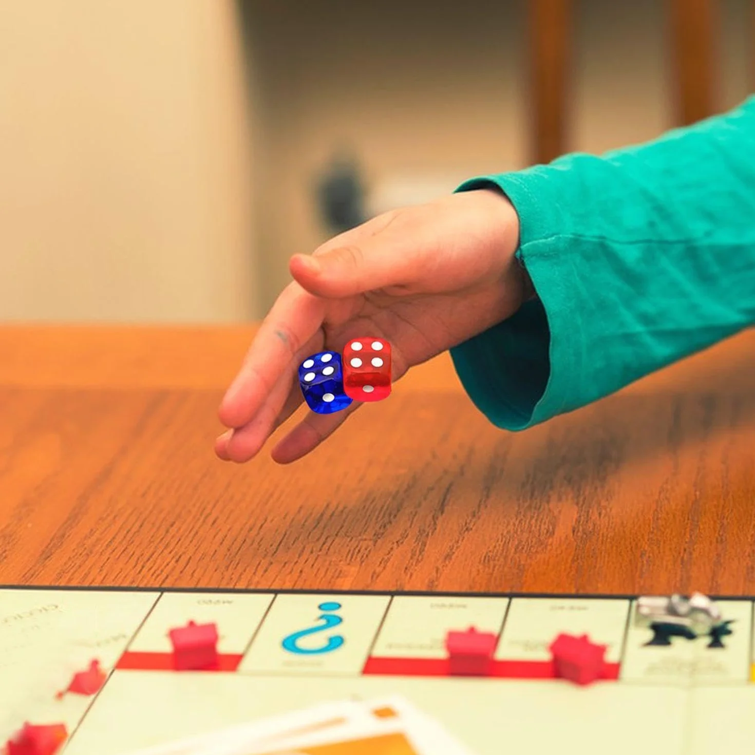 1 Tazza per Dadi in Pelle E Velluto con Coperchio E 10 Dadi Colorati, Accessori per Giochi da Tavolo, Giochi di società Interattivi, Giocattoli da Lancio
