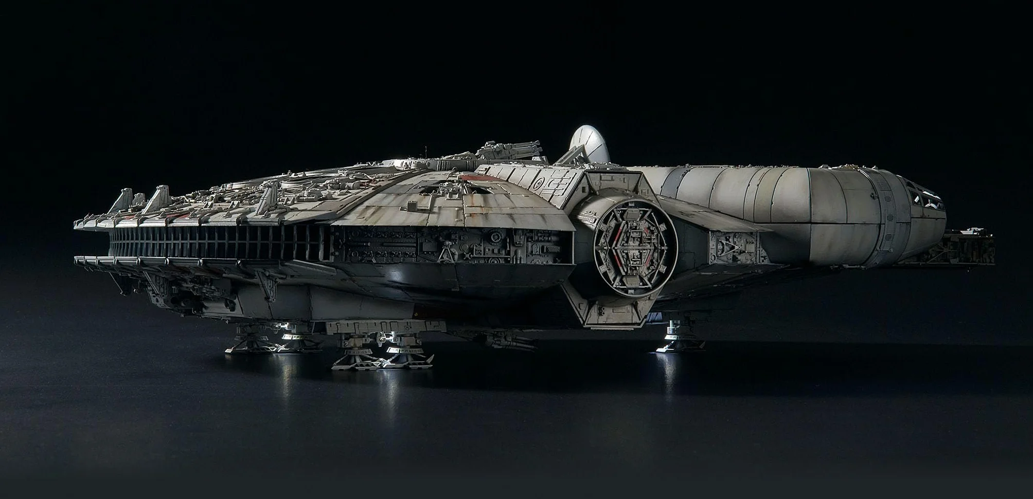 Revell - 01206 Millennium Falcon Perfect Grade