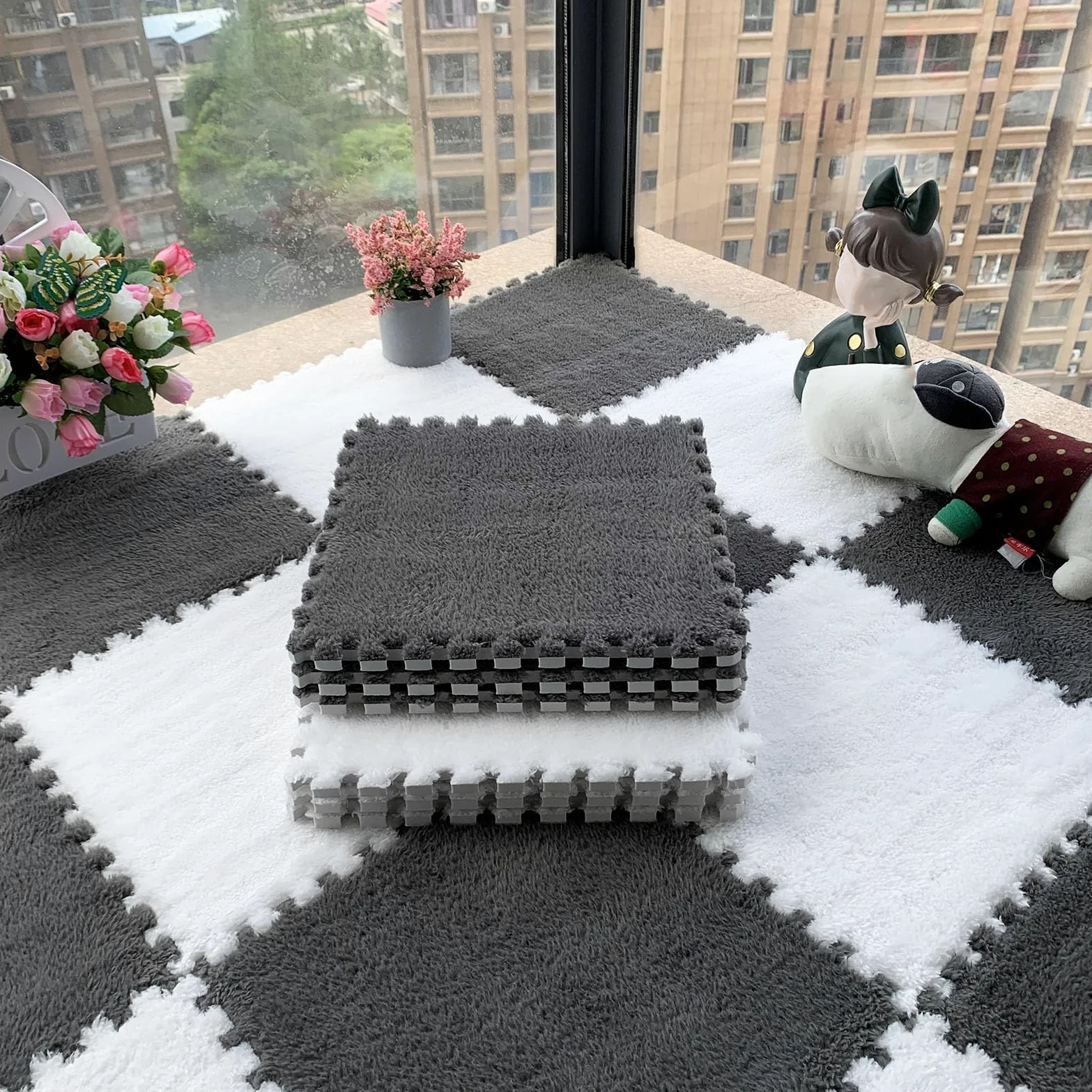 Splice Interlocking Carpet 18 Tappetini in Schiuma di Peluche, Tappetini Puzzle in Schiuma ad Incastro Quadrati, Piastrelle per tappeti Soffici, per la Decorazione della,White+gray-60x60cm