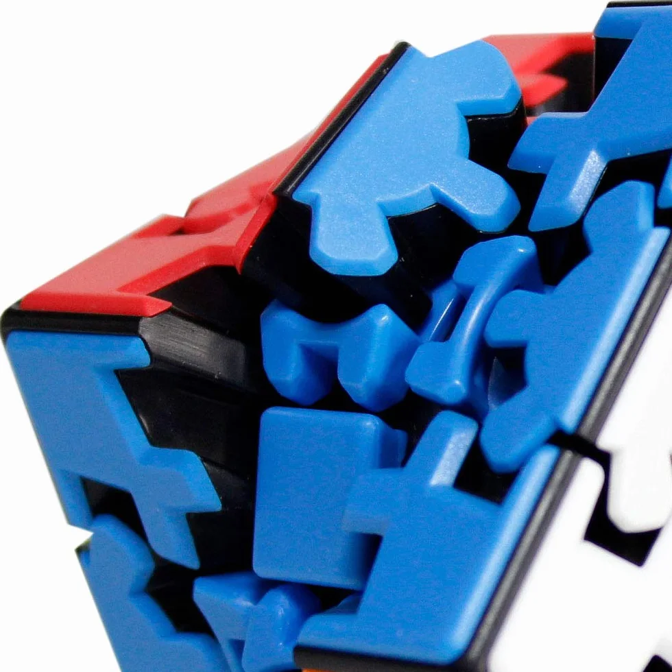 Oostifun YUMO Gear Cube 3x3 KungFu Cube 3D Puzzle 3x3x3 MultiColor Twist Smooth Brain Teaser con un piccolo treppiede
