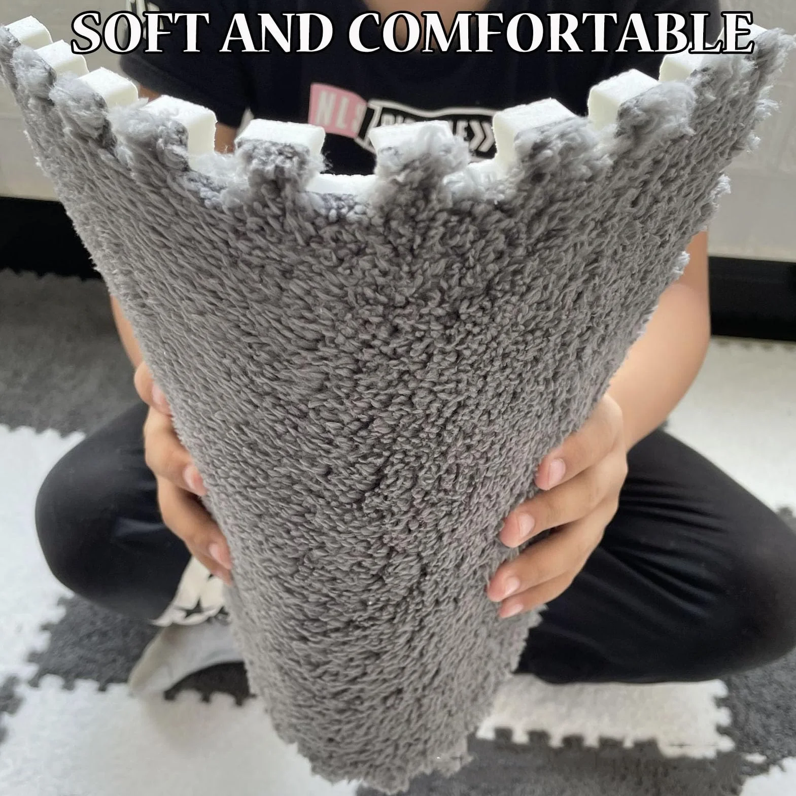 Splice Interlocking Carpet 16 Pezzi Tappetino in Schiuma Patchwork di Peluche, Tappetino in Peluche Quadrato Puzzle, Tappeto in Schiuma Antiscivolo,Gray+Rose-0.6cm
