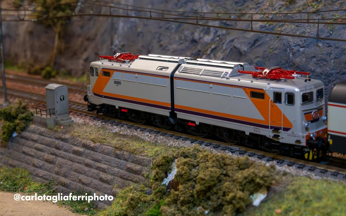 Rivarossi HR2980 FS E.646 Navetta Locomotiva Elettrica