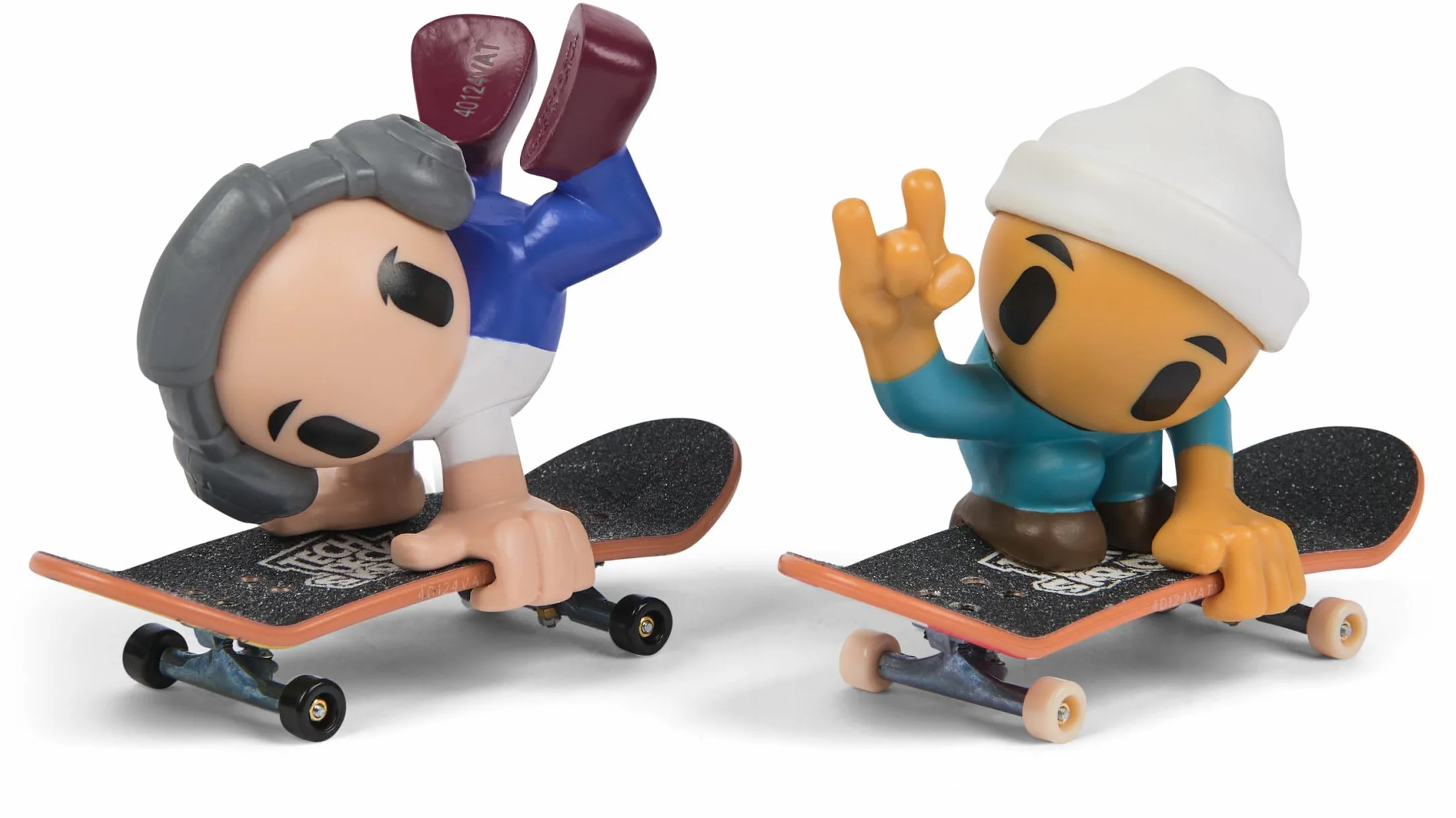 Tech Deck Sk8 Crew, confezione da 2 fingerboard con personaggi, mini skateboard da collezione personalizzabili, giocattoli per bambini da 5 anni in su (i modelli possono variare)