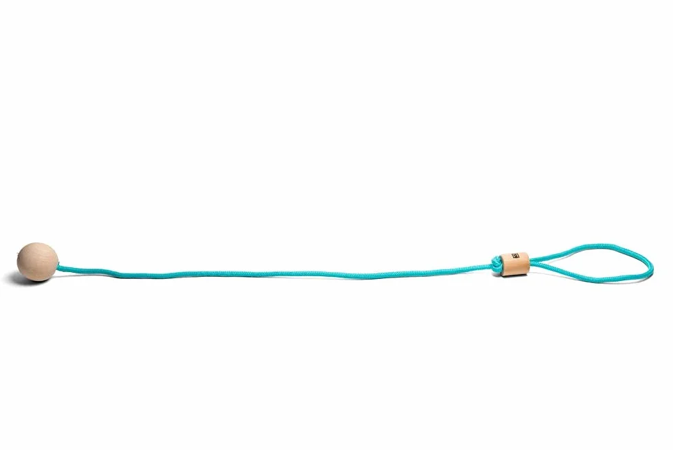BS Toys Palla per Saltare alla Caviglia, Ideale per Esterni, per Giochi retrò, in Legno, per Bambini dai 6 Anni, Gioco Attivo, Blu, Lunghezza Corda 75 cm
