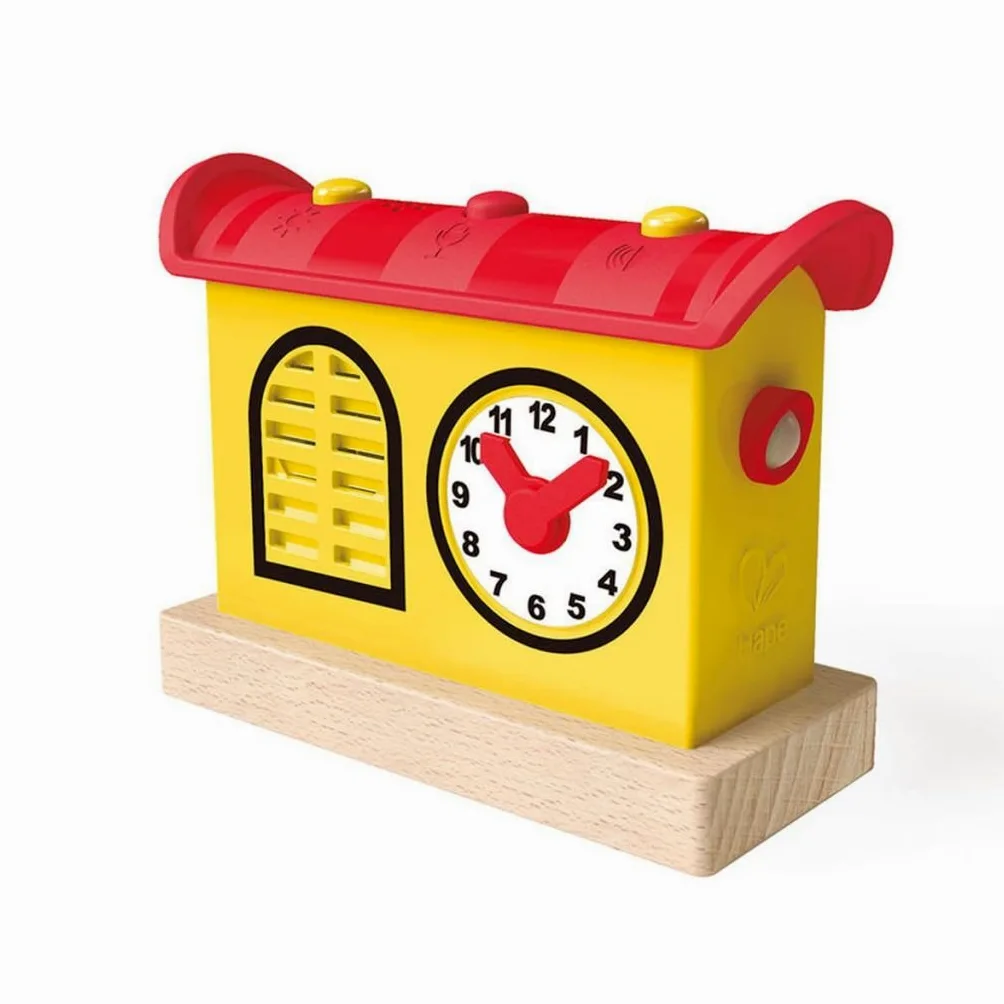 Hape Stazione dei Treni Registra Ascolta e Illumina - Accessorio a batterie con luci, microfono e registratore per gioco di ruolo con ferrovia dai 3 anni in su