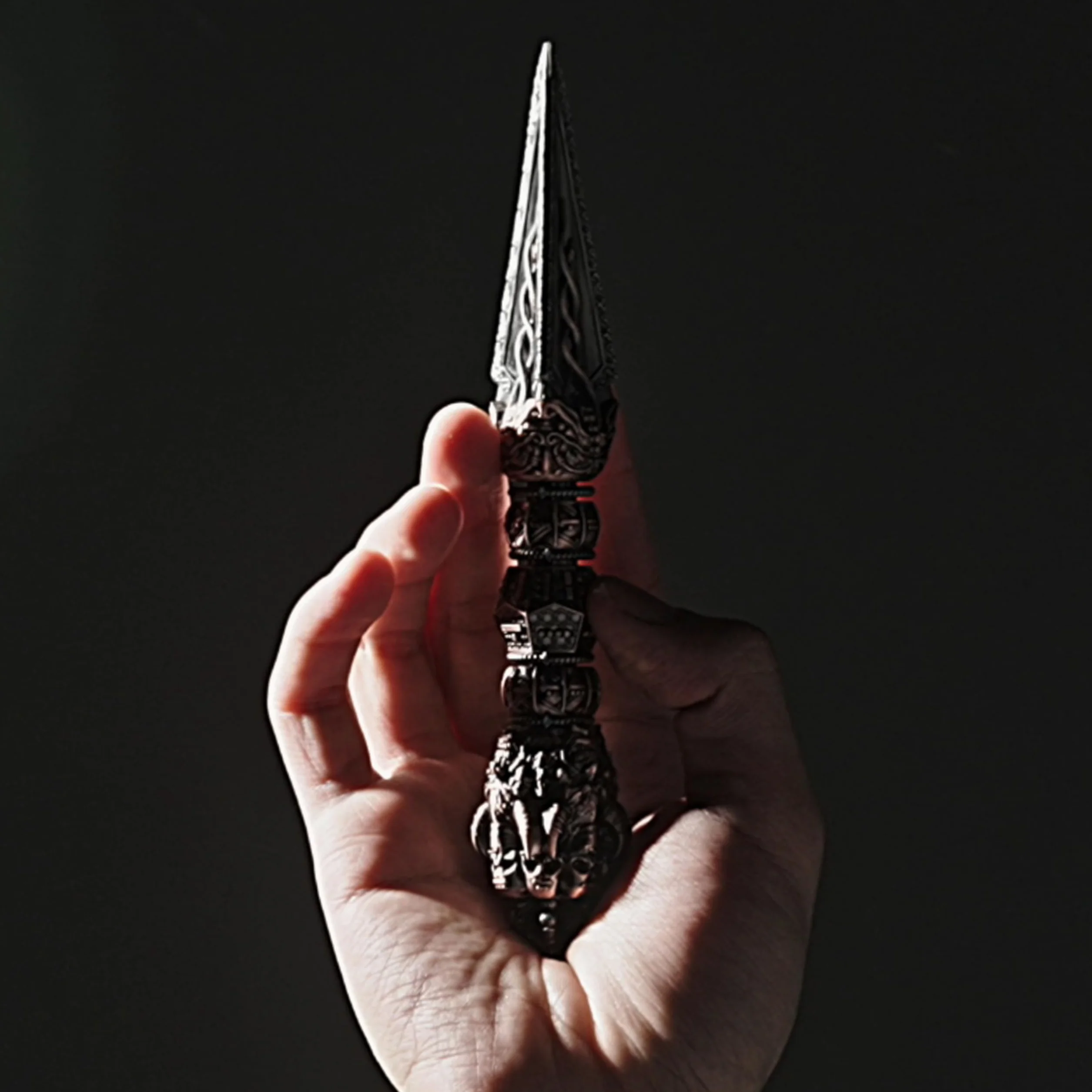 Wand Dice Dadi a bacchetta magica 7 in 1 per DND Dungeons and Dragons, dadi in metallo Fidget Spinner per D20 D12 D10 D8 D6 D4 D% collezione Goblin (nero)