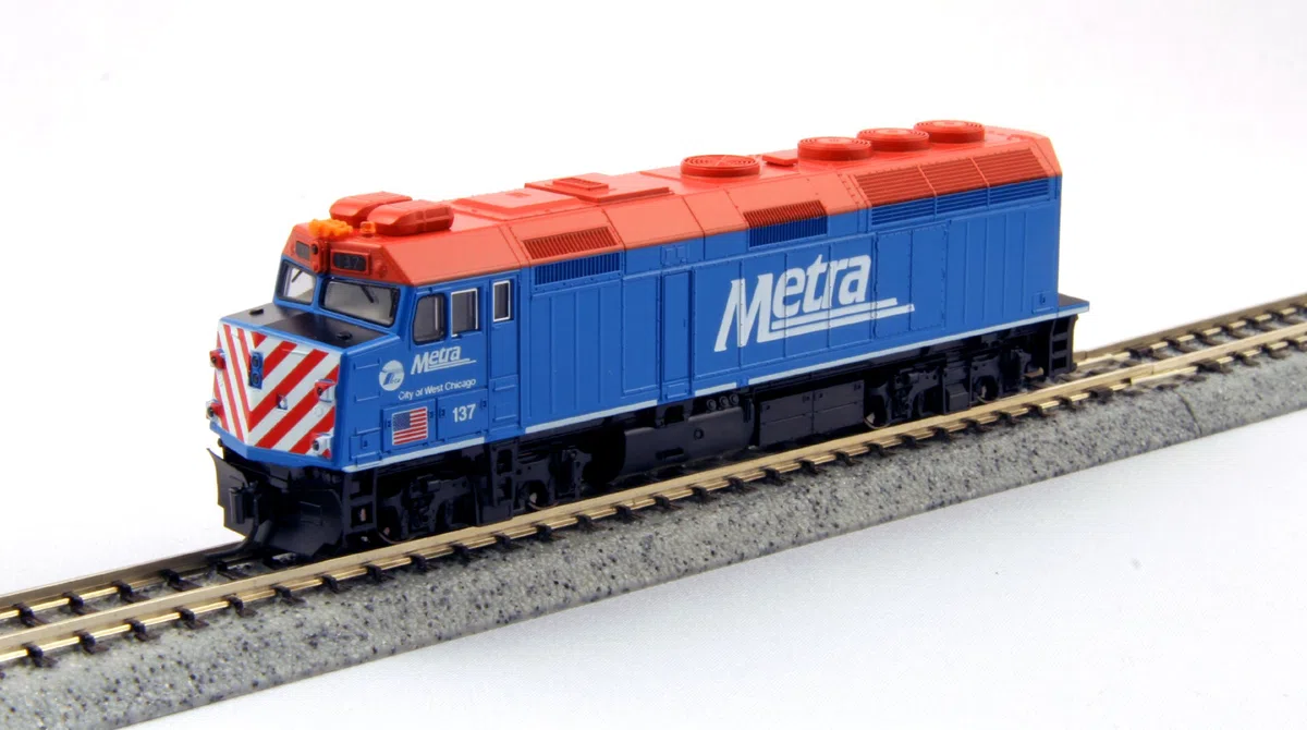 scala N - Kato LOCOMOTIVA DIESEL F40PH Metra Chicago