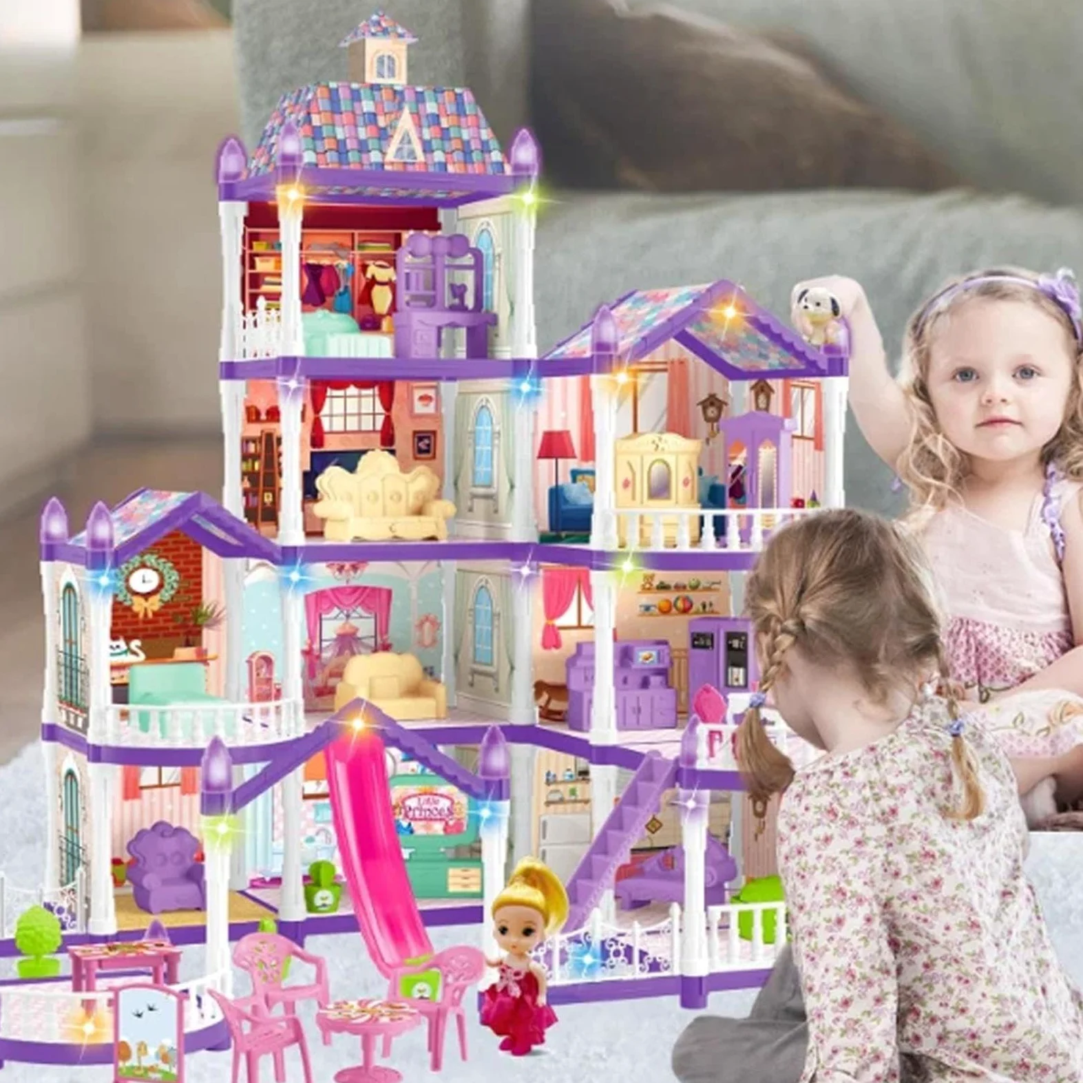 Casa delle Bambole 4 Piani 13 Stanze Villa Miniatura Da Montare | Con 3 Principesse E 2 Cuccioli, Arredamento E Set Per Bambini Per Bambine E Bambini 4 6 Anni Giochi Di