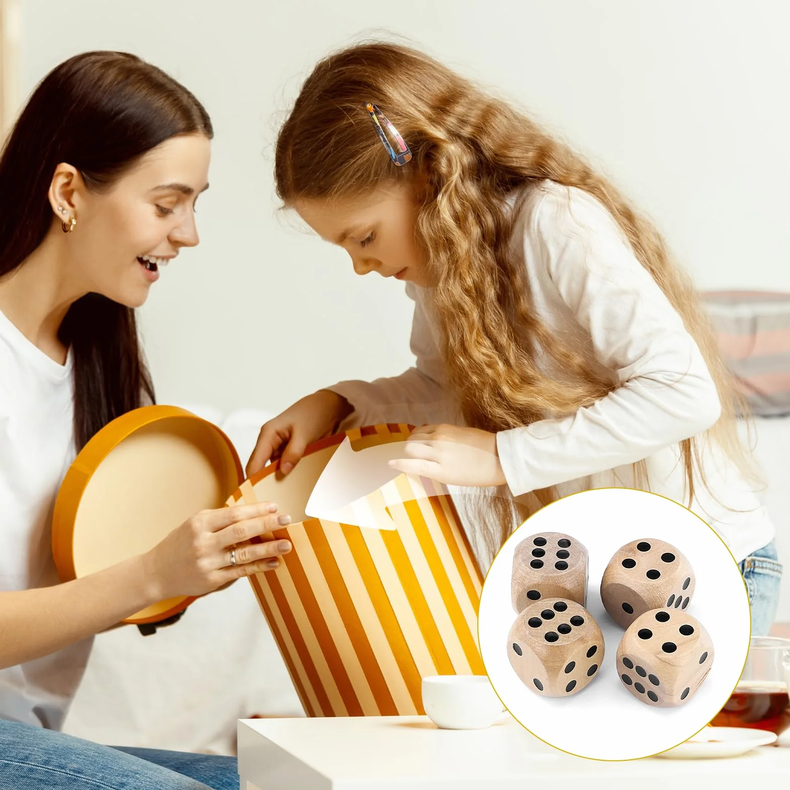 4Pcs Dadi Da Gioco in Legno 30mm,Dadi Da Gioco in Legno Naturale,Giochi Di Carte Accessori Per Giochi Di Società