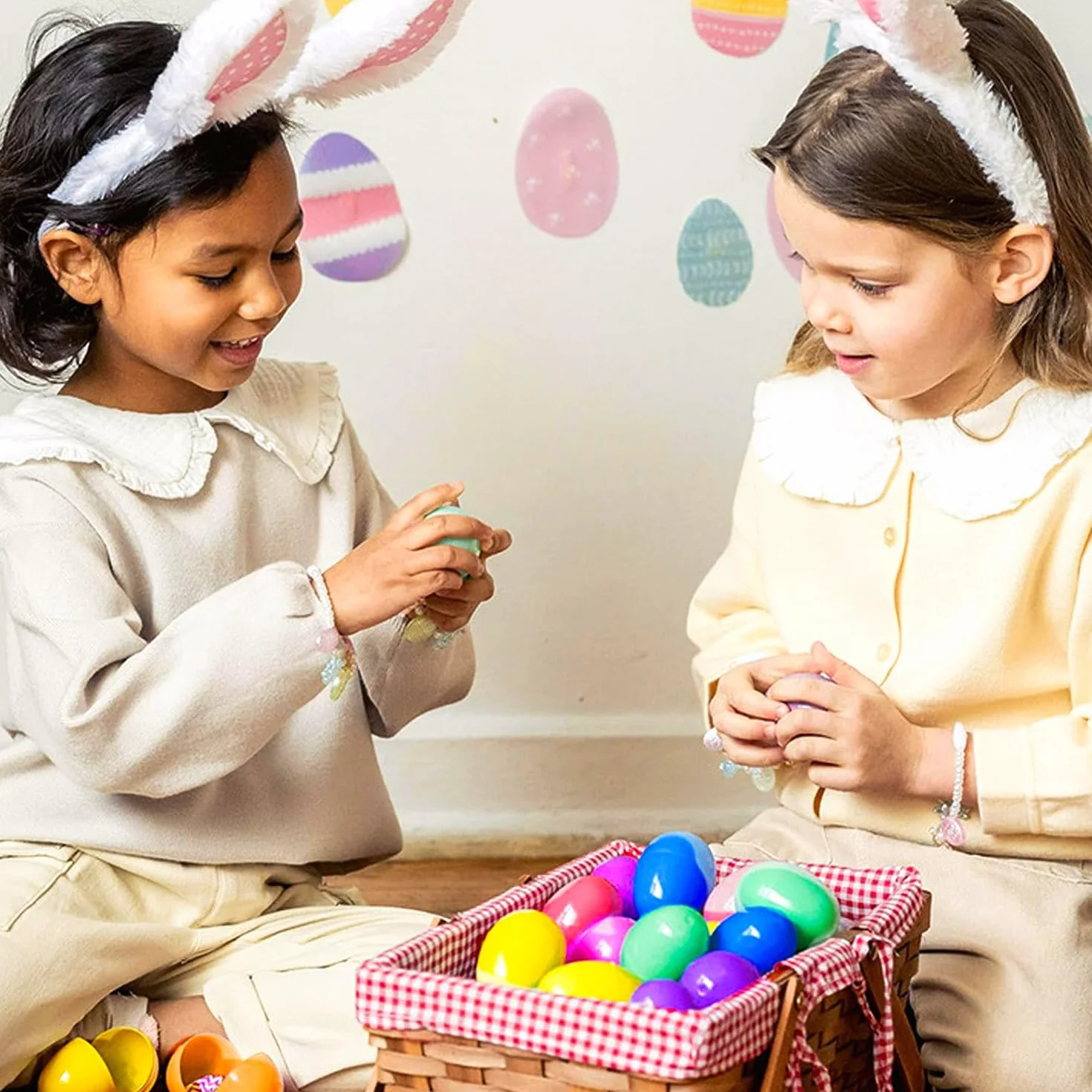KEELYY 24 PCS Uova di Pasqua da Riempire, 8cm Uova di Plastica Apribili, Guscio Uovo di Pasqua, per Pasqua Regali di Caccia e Caramelle per Bambini