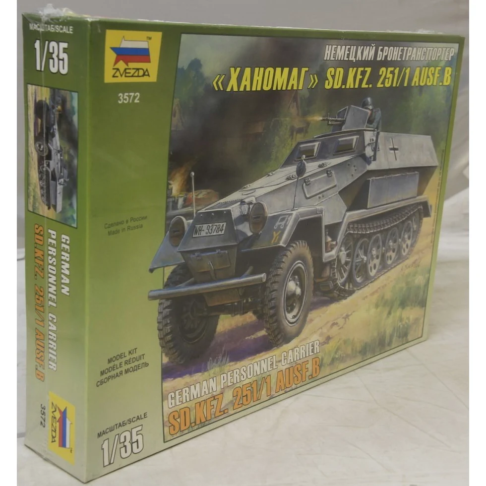 Zvezda 500783572 - Modellino veicolo speciale della seconda guerra mondiale Hanomag 251/1 modello B, scala: 1:35