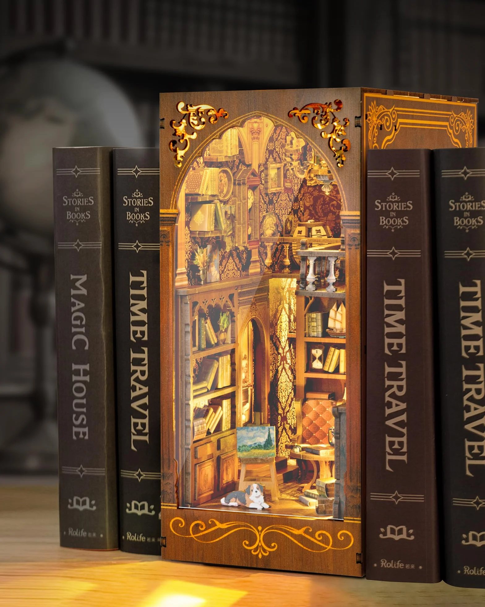 DIY Biblioteca Book Nook Kit, Casa Delle Bambole in miniatura con Libreria Estraibile, Booknook Inserto per libreria Vicolo dei decori,Kit Casa in Miniatura con Luce a Led per Adulti oltre i 14 Anni