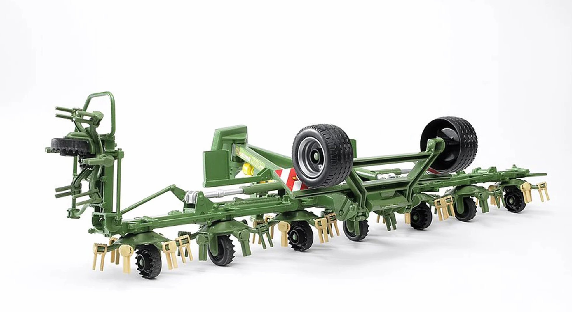 Bruder 02224 Spandivoltafieno Krone KWT 8,82
