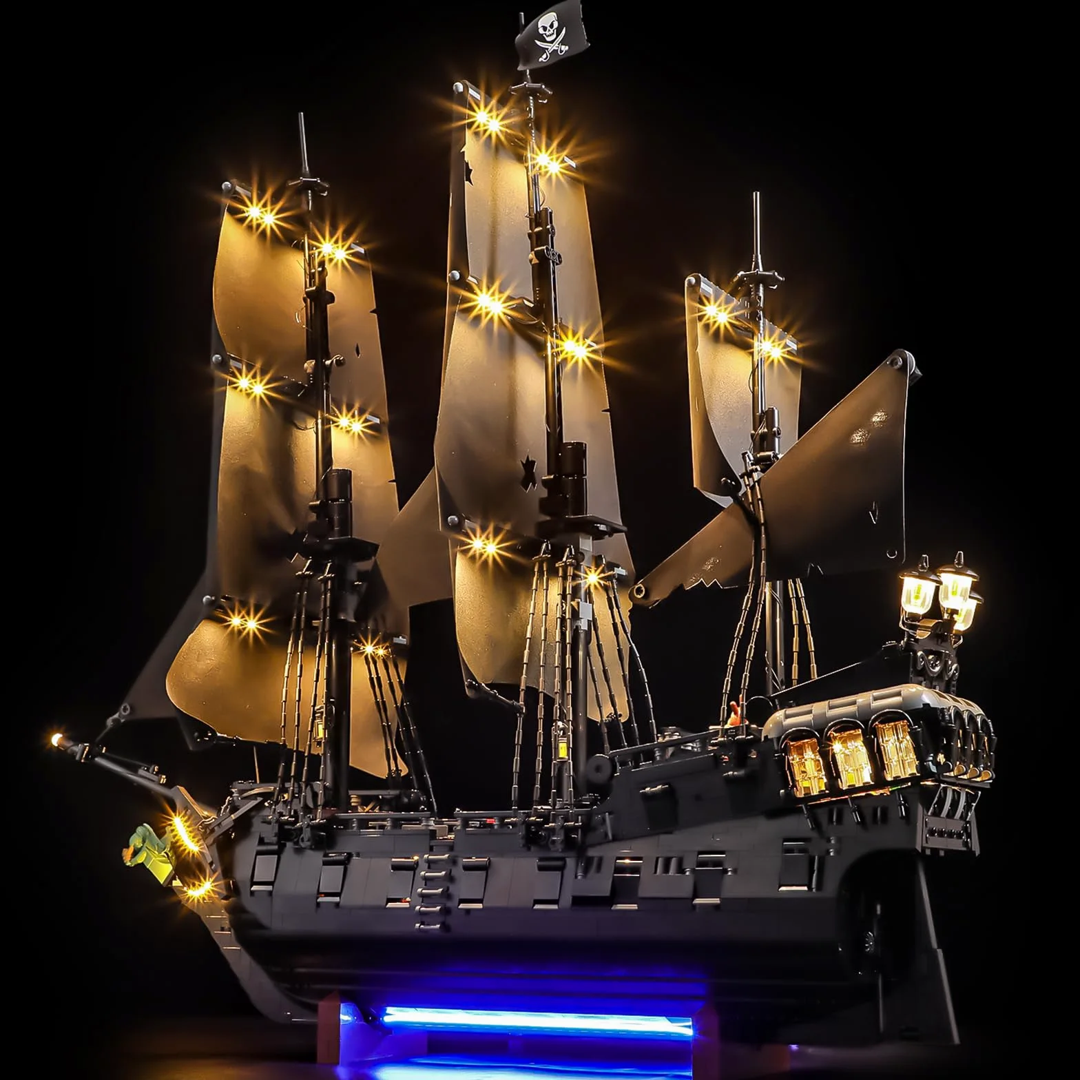 LIGHTAILING Set di Luci per Lego-10365 Nave pirata del Capitano-Jack-Sparrow Modello - Installazione facile, cablaggio nascosto, arredo casa e pronto da regalare (modello non incluso)