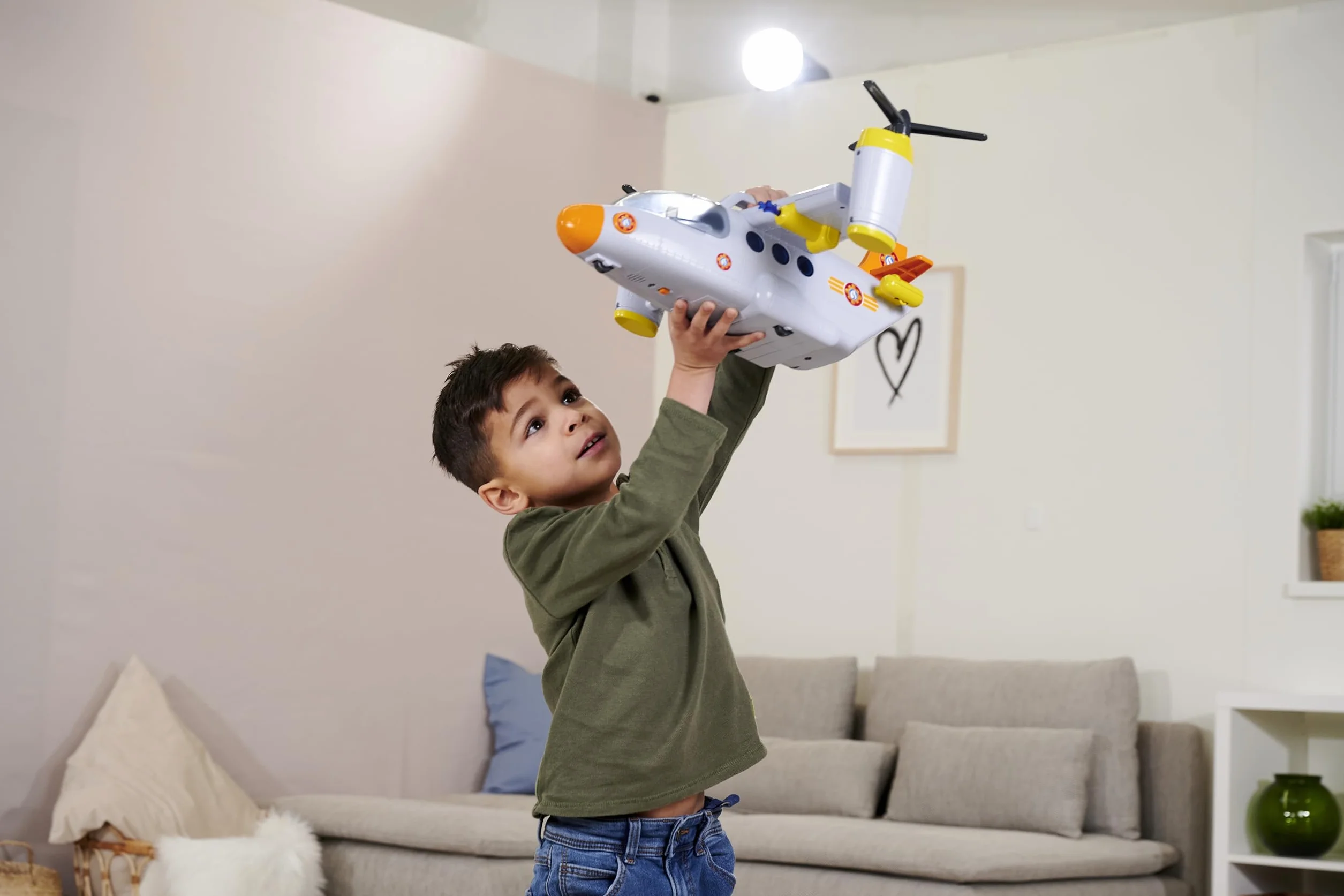 Simba Sam il pompiere aereo di soccorso, 109252615038, +3 anni, cm 42, con funzione lanciatore, con luci e suoni, verricello, portellone