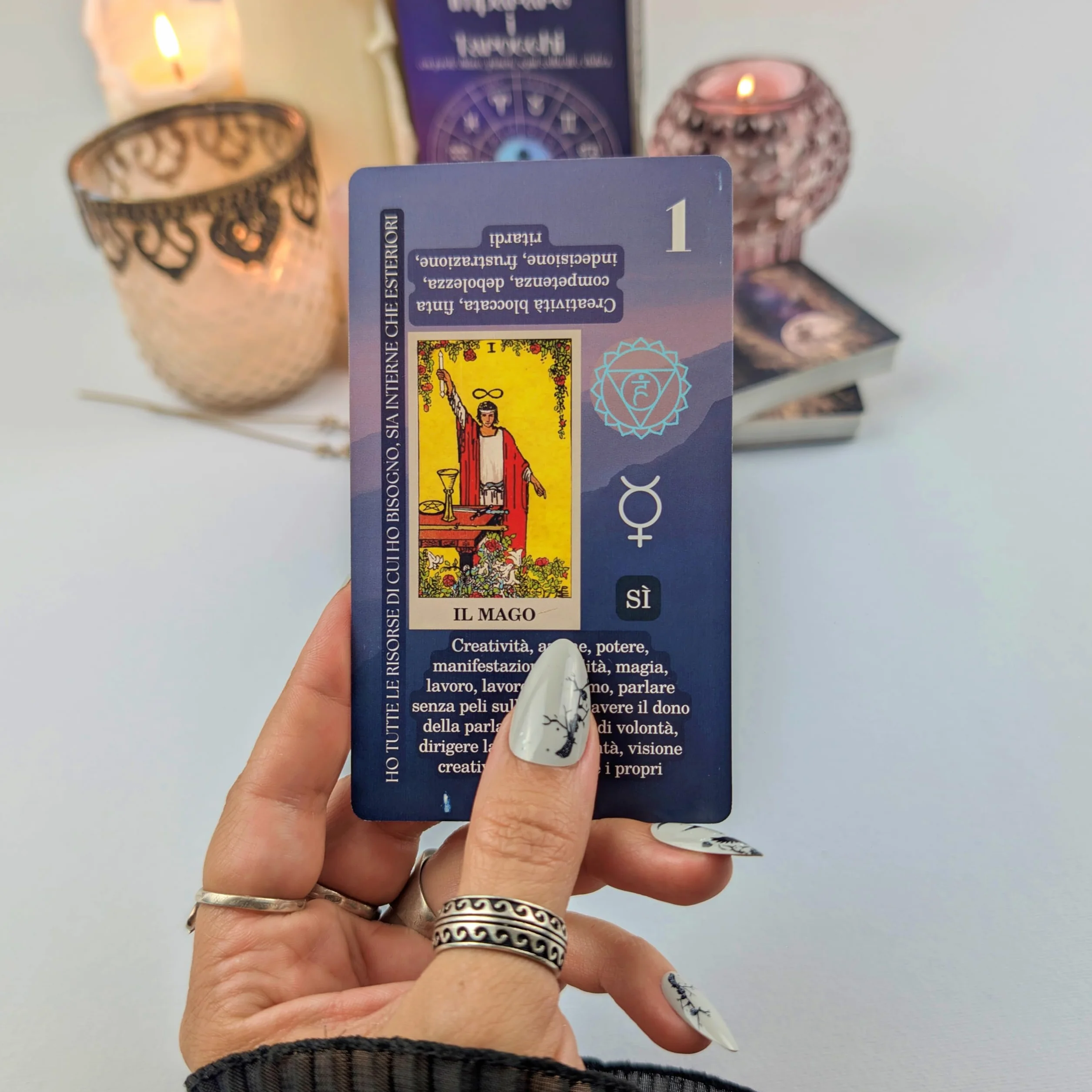 Witchy Cauldron Imparare i Tarocchi con parole chiave pianeti segni zodiacali chakra