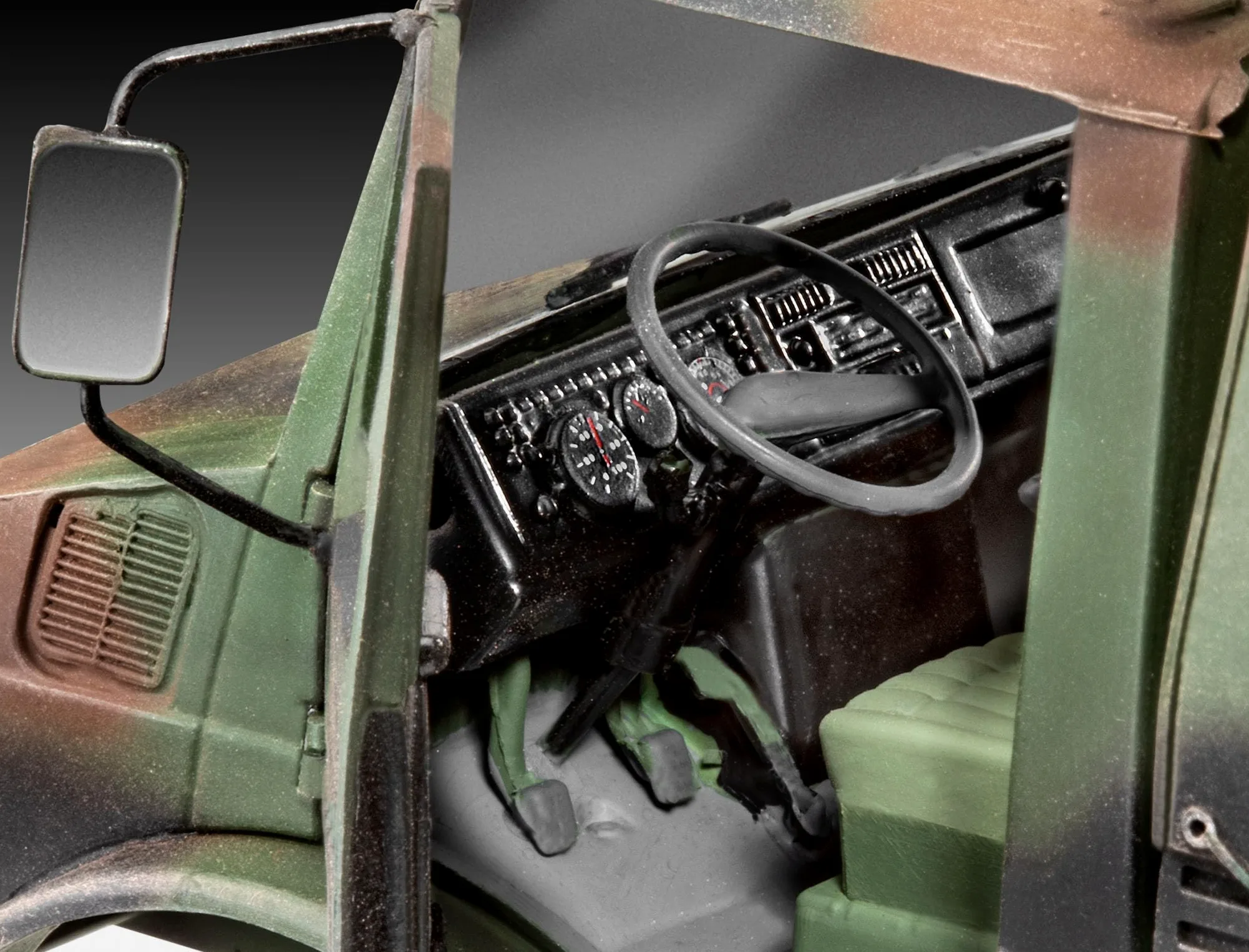 Revell GmbH & Co.kg Unimog 2T milgl 0