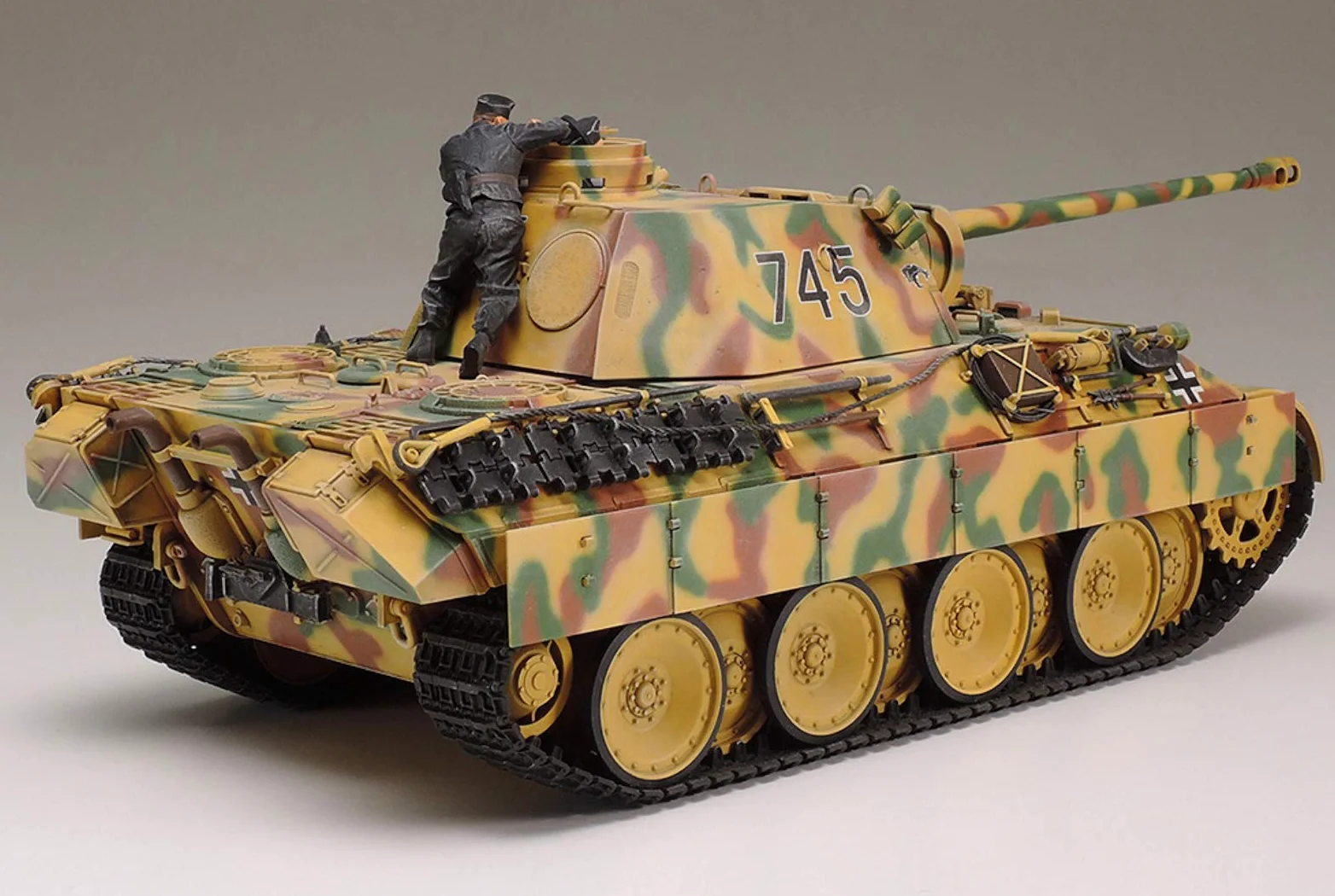 Dickie, carro armato Panther Tamiya 300035345, in scala 1:35