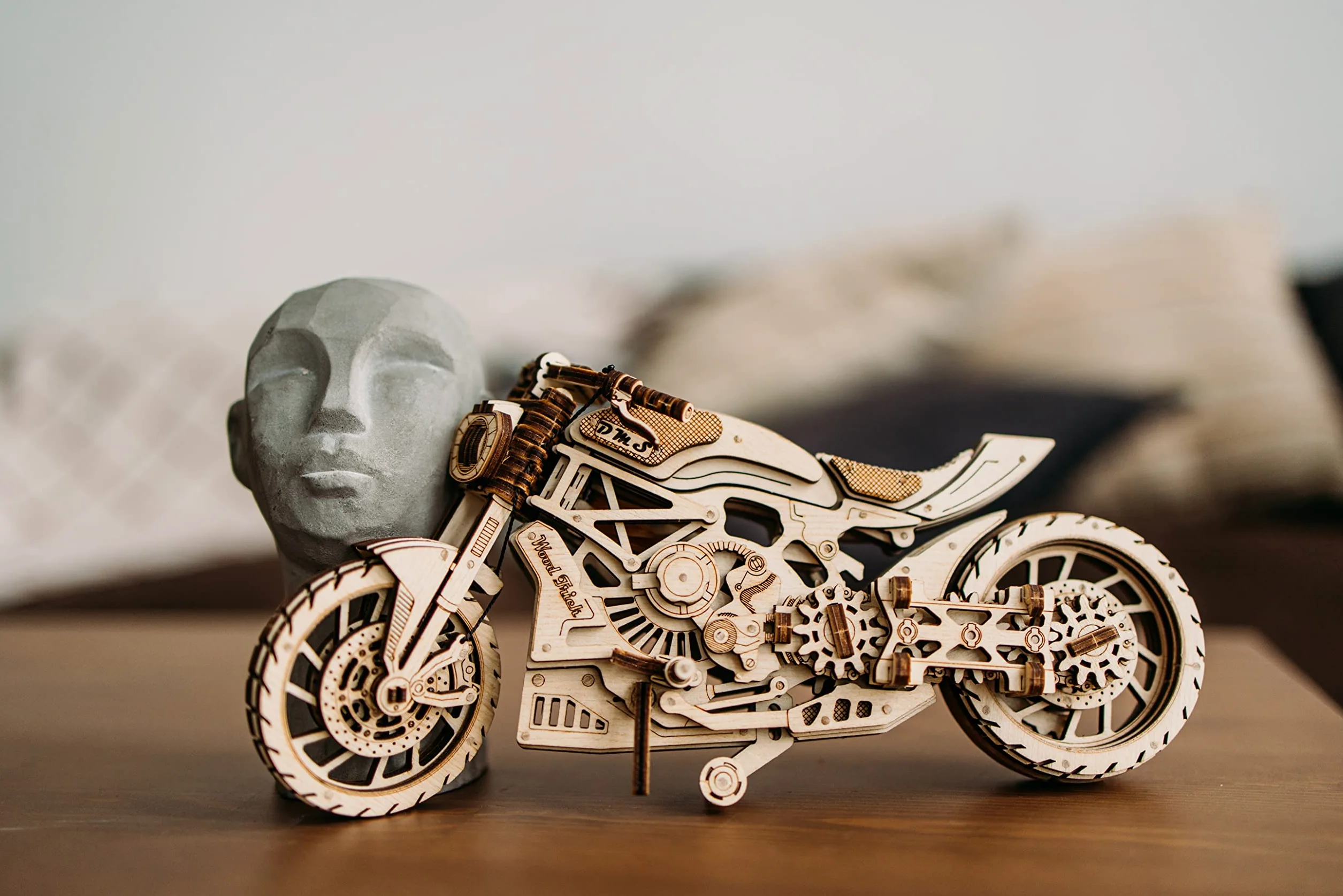 Wood Trick Motorcycle Puzzle 3D di Legno per Adulti da Costruire | [203 Pezzi] Rotola Fino a 4,9 m - Kit di Montaggio Meccanico in Legno DIY per Adulti