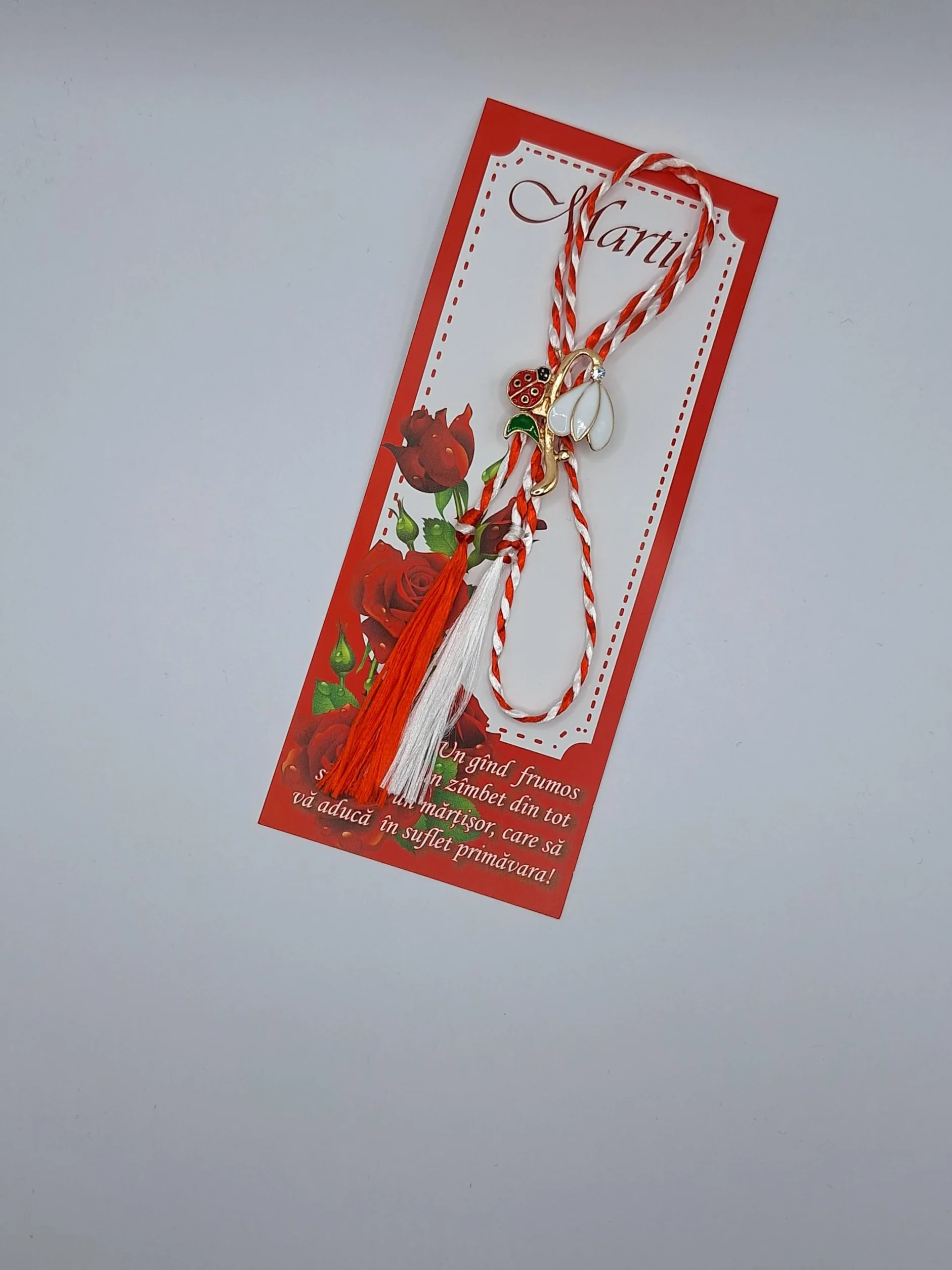 Martisor. Martenitsa. Martisoare. Amuleto primaverile. Baba Marta. Spring amulet. Martakia. Martis. Romania. Moldova. Bulgaria. Romanian martisor. Mărțișor. Märzchen