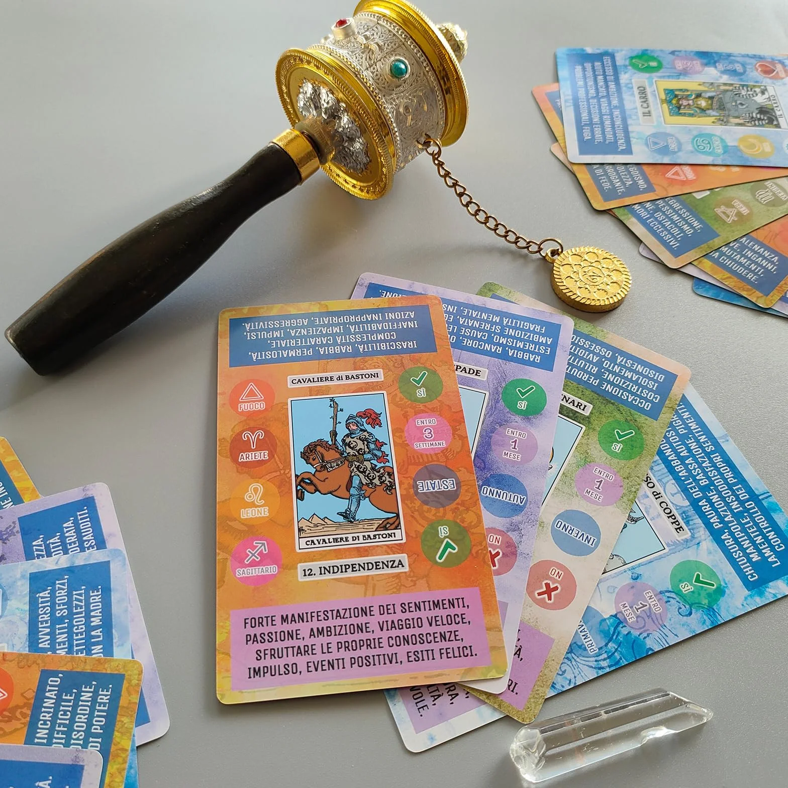 L'Oracolo dei Tarocchi in Italiano, 86 Carte Divinatorie con Libro Guida per Principianti ed Esperti